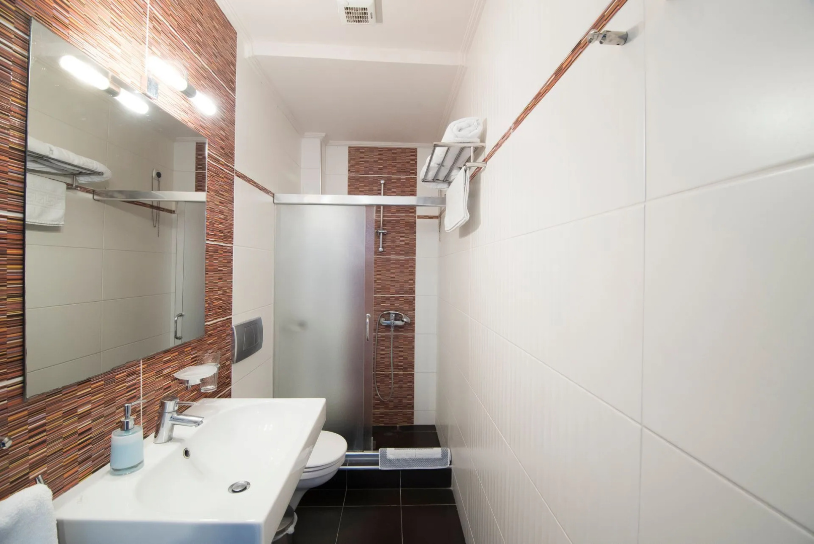 Mistral Hotel