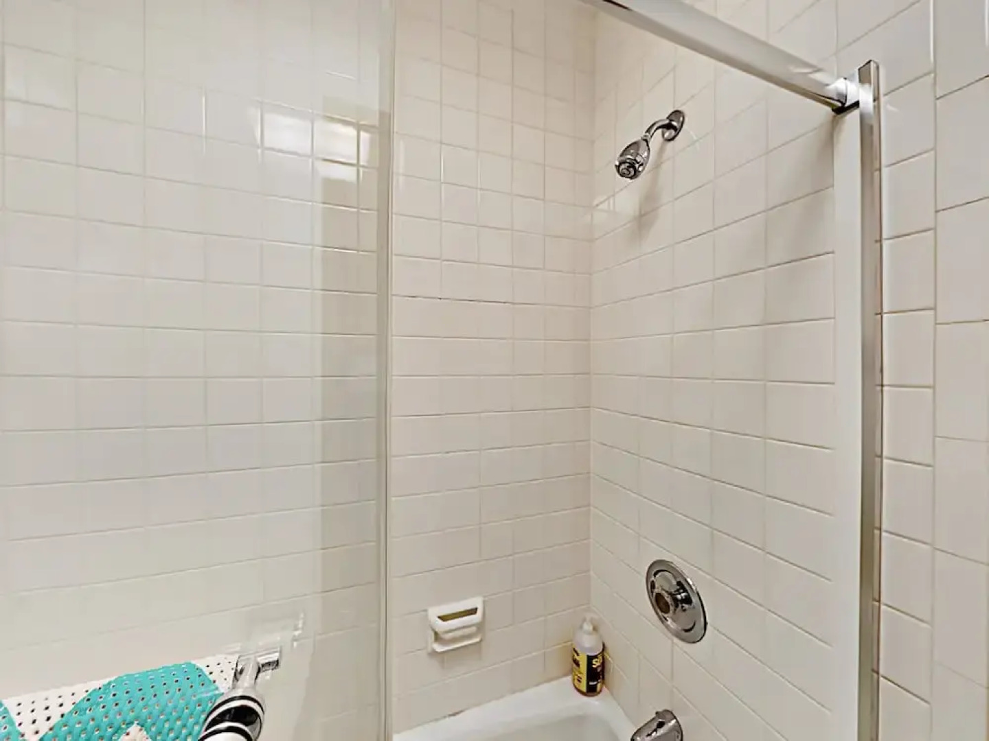 Cape Cod Retreat - 3 Br Home