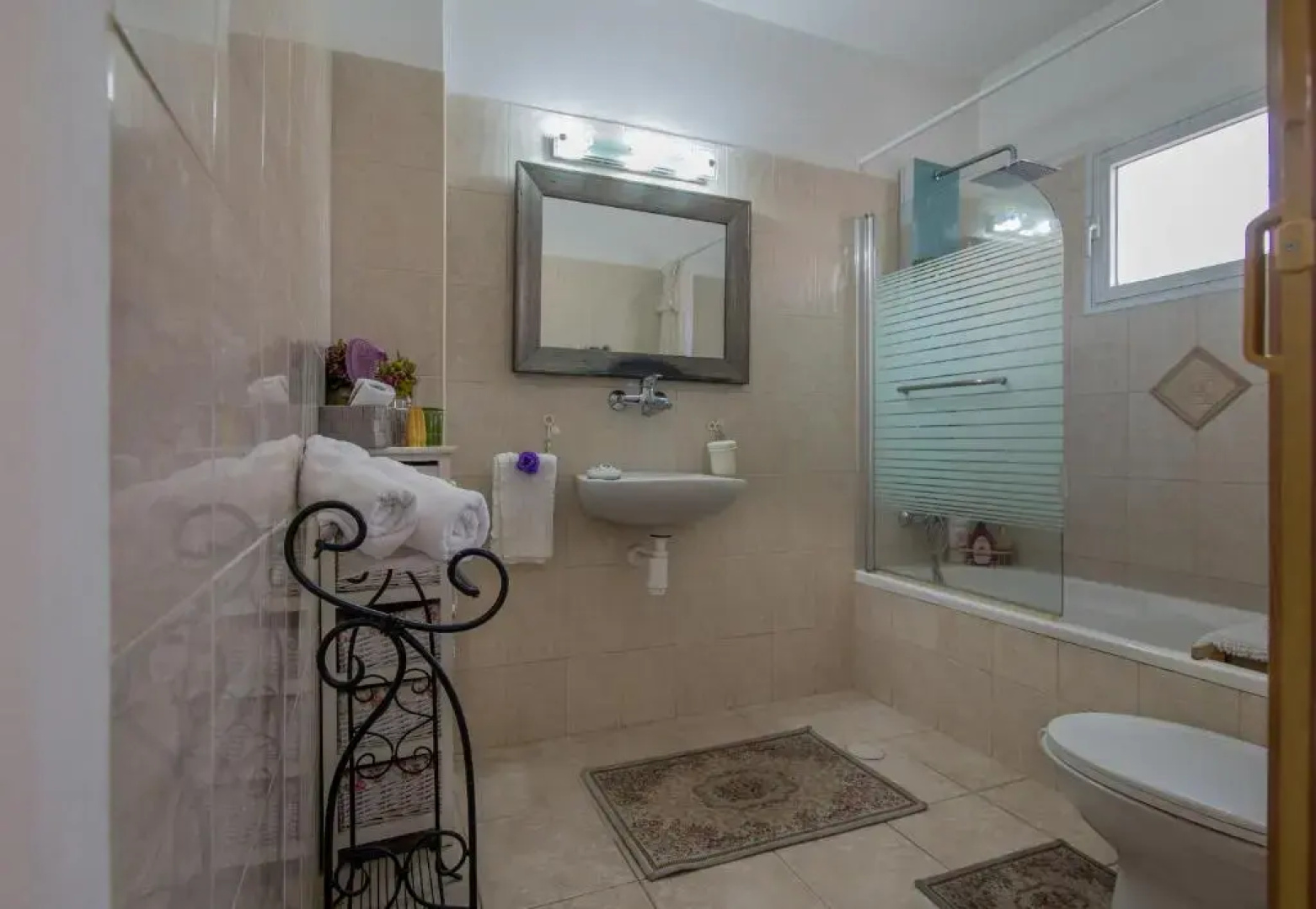 Magic Touch Holiday Home