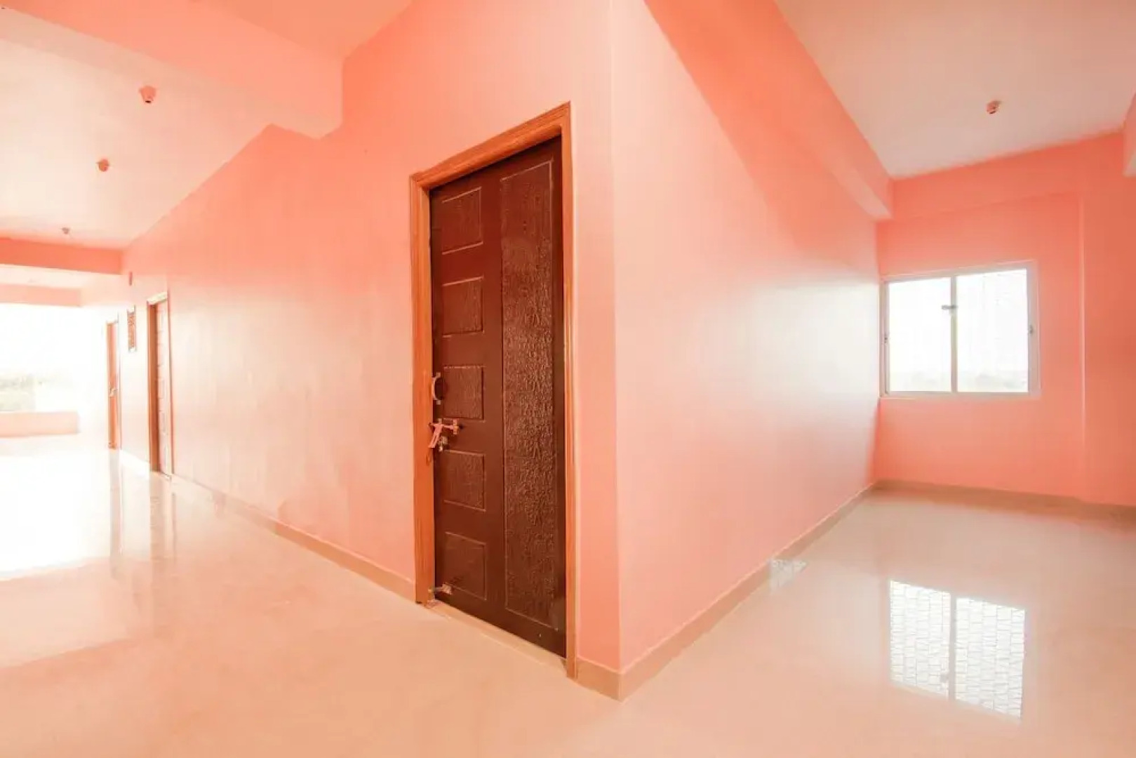 SPOT ON 46370 Green Highway