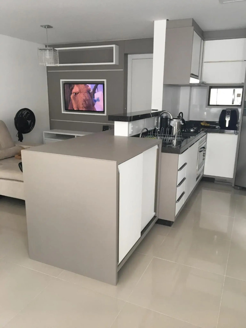 Apto novo há 250 mts da praia