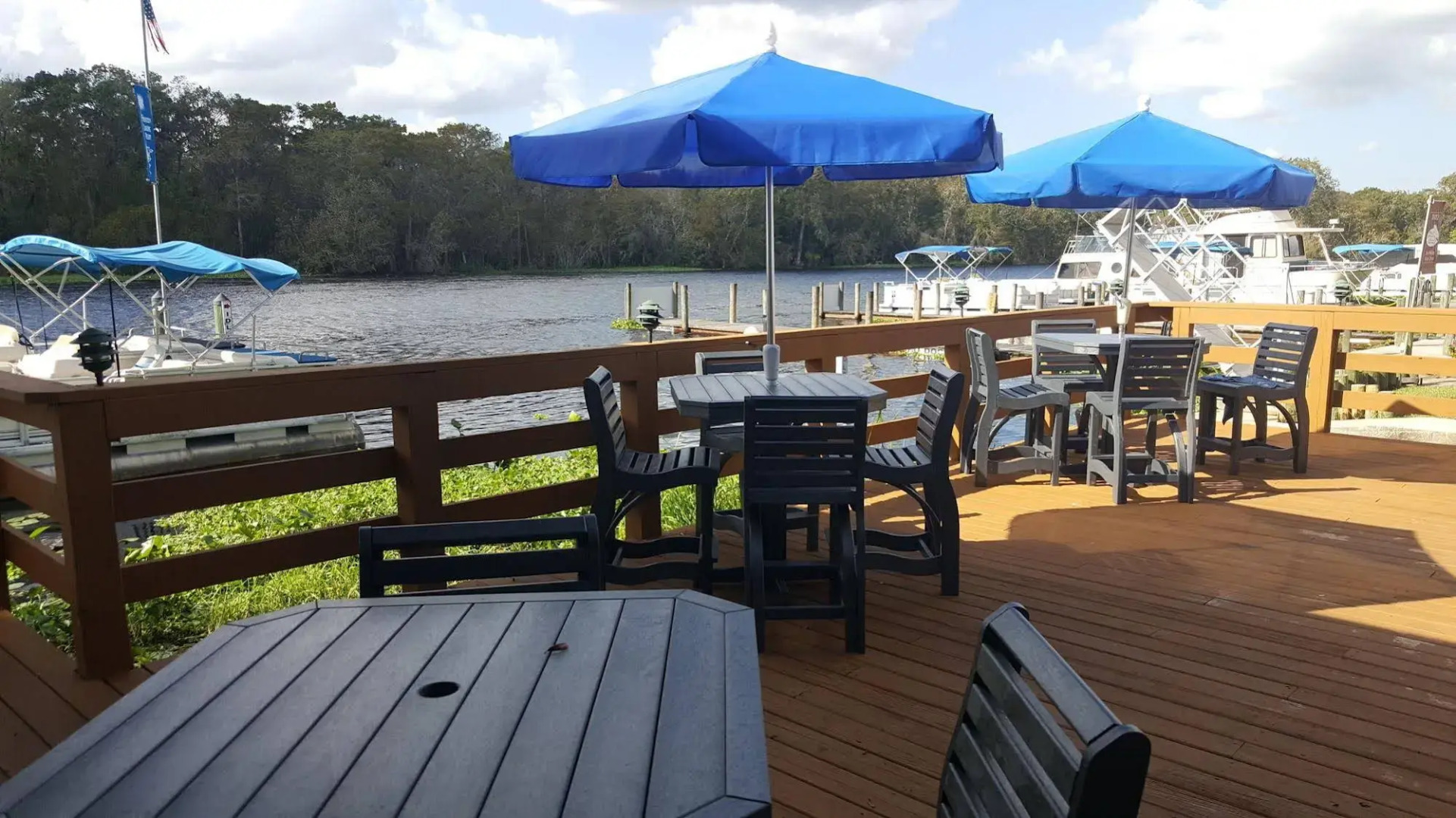 Hontoon Landing Resort & Marina