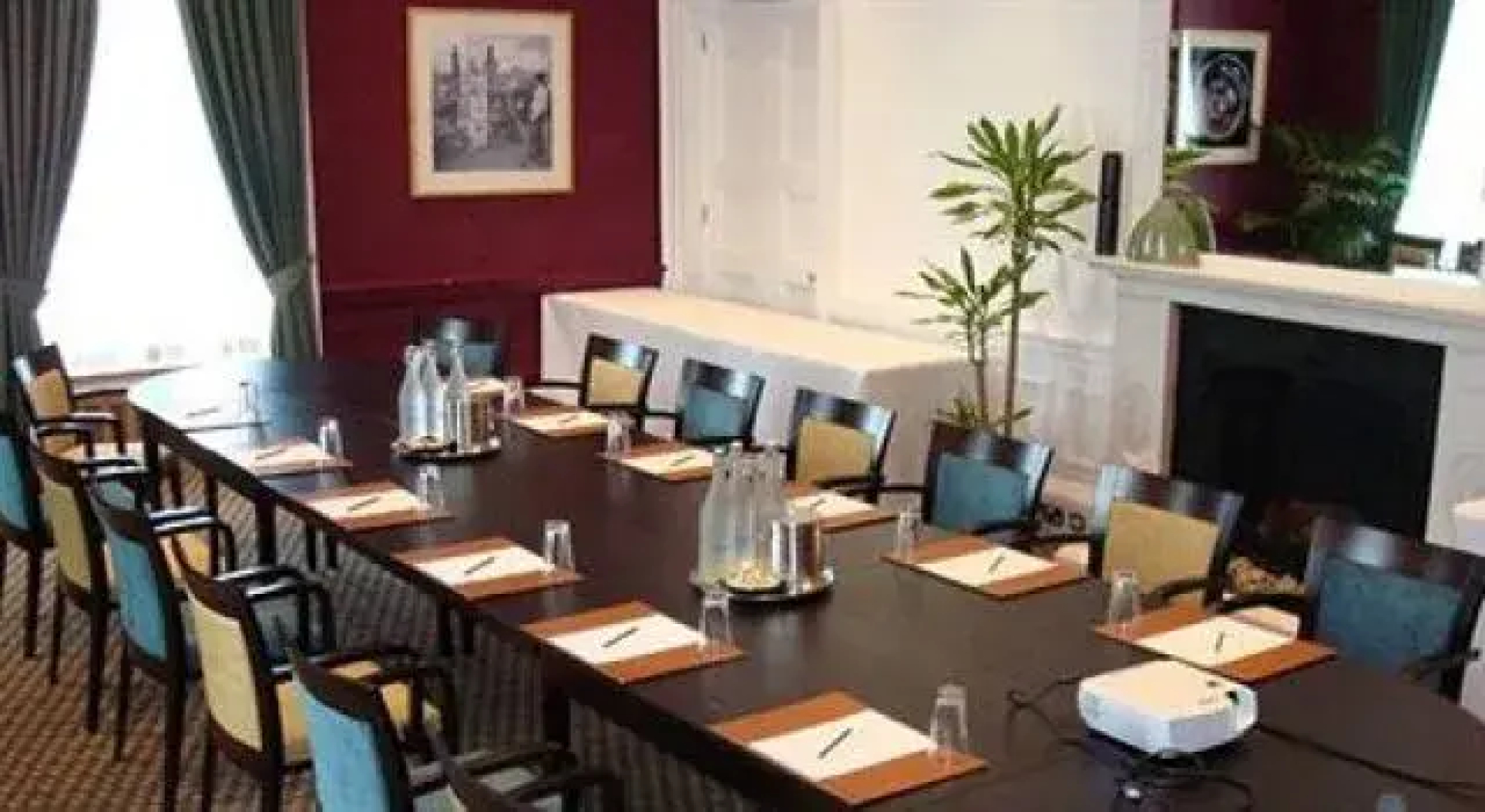 De Vere Venues Ponsbourne Park Hotel Hertford