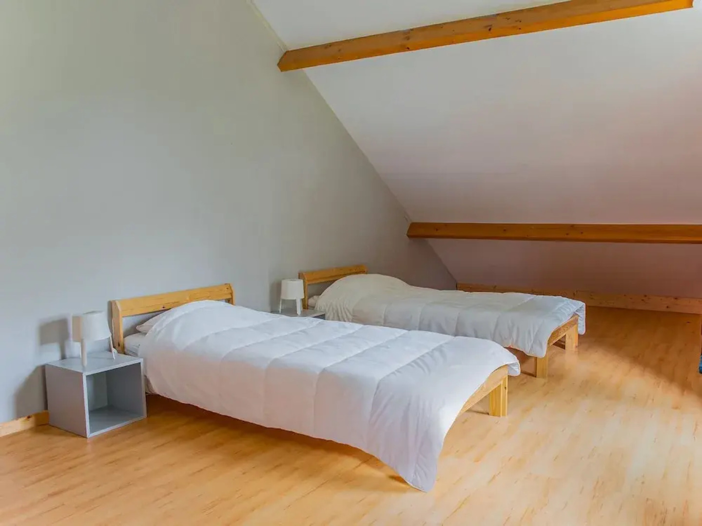 Scenic Cottage in Waimes With Fenced Garden