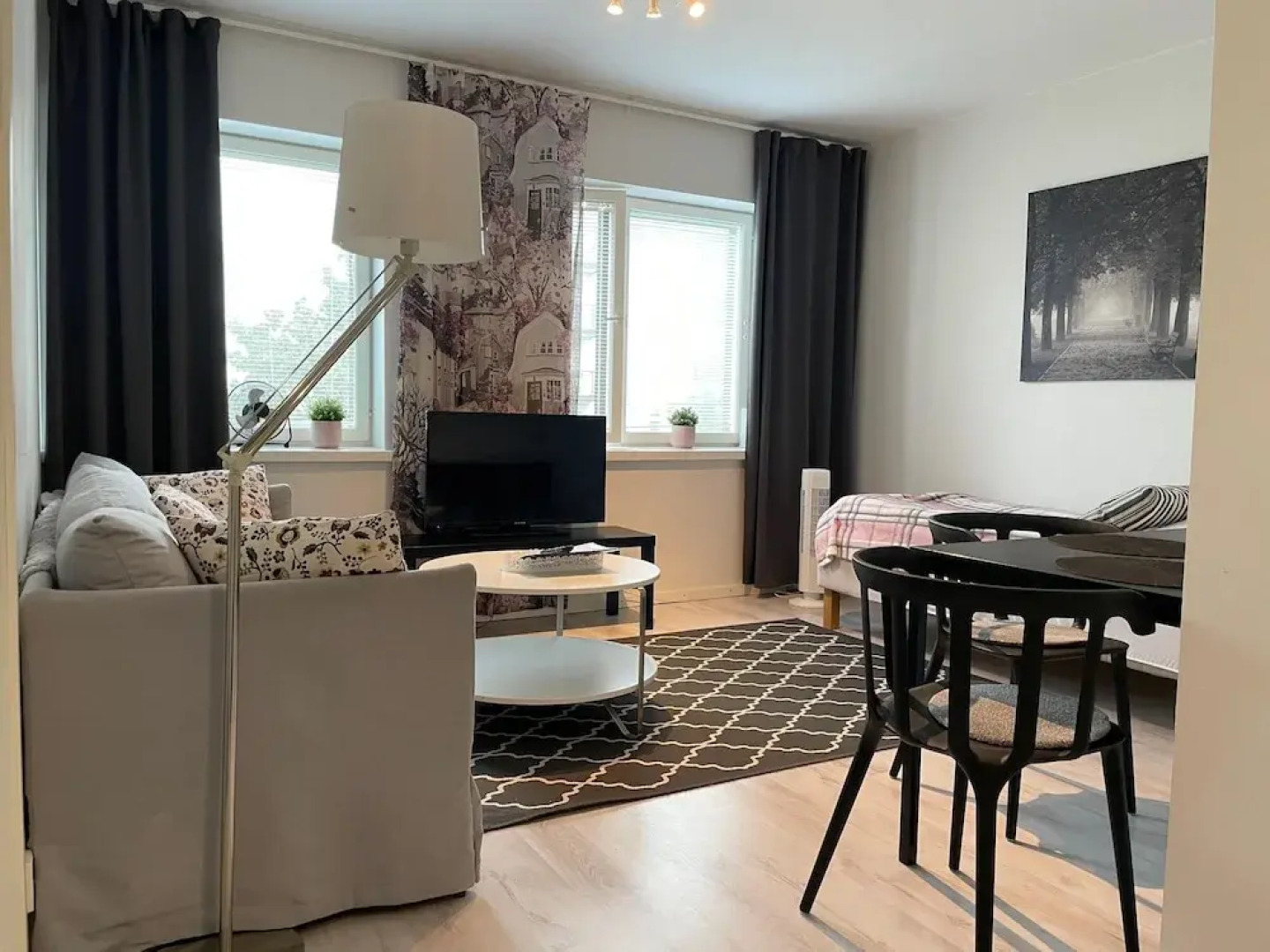 Kotimaailma KotikaksioHämeenk saunalla