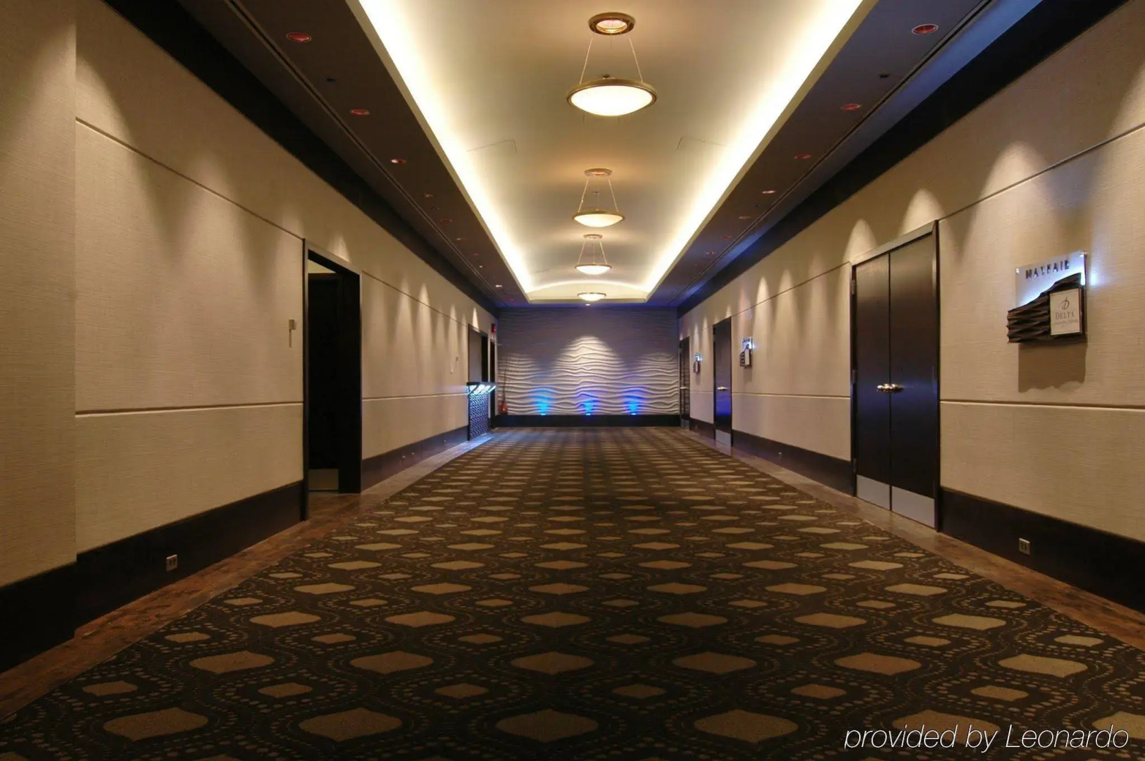 Delta Hotels by Marriott Edmonton Centre Suites