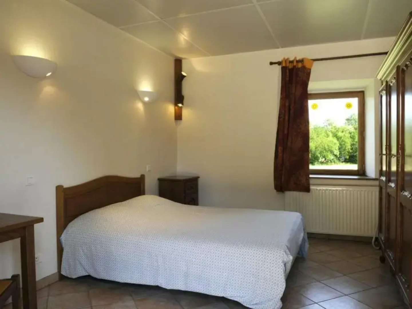 Gîte Colombé-le-Sec, 3 pièces, 4 personnes - FR-1-543-76