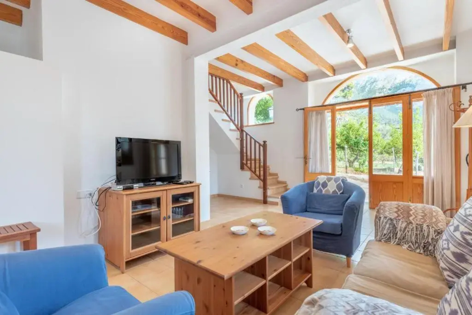 Deià semi-detached sunny country house, near GR221