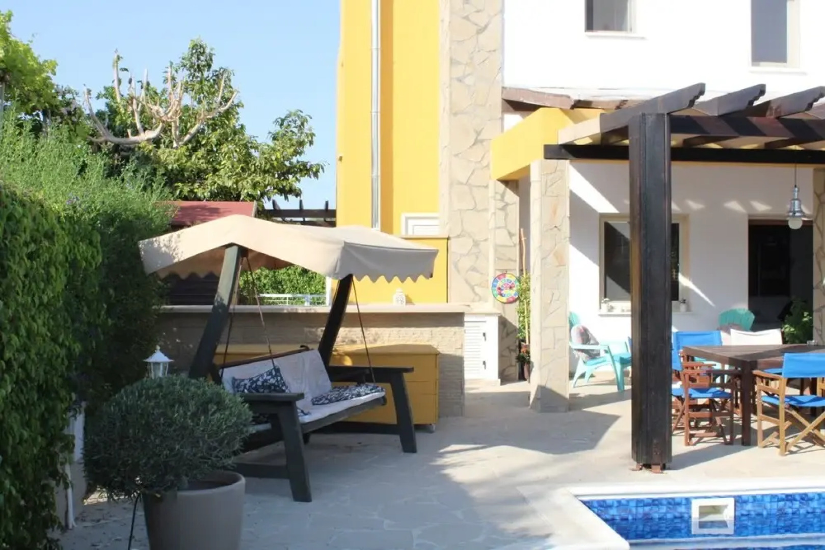 Immaculate 3-bed House in Pentakomo