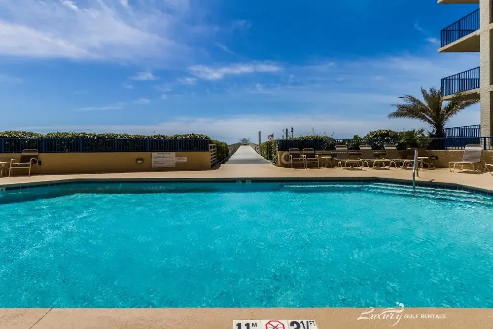 Four Seasons by Luxury Gulf Rentals