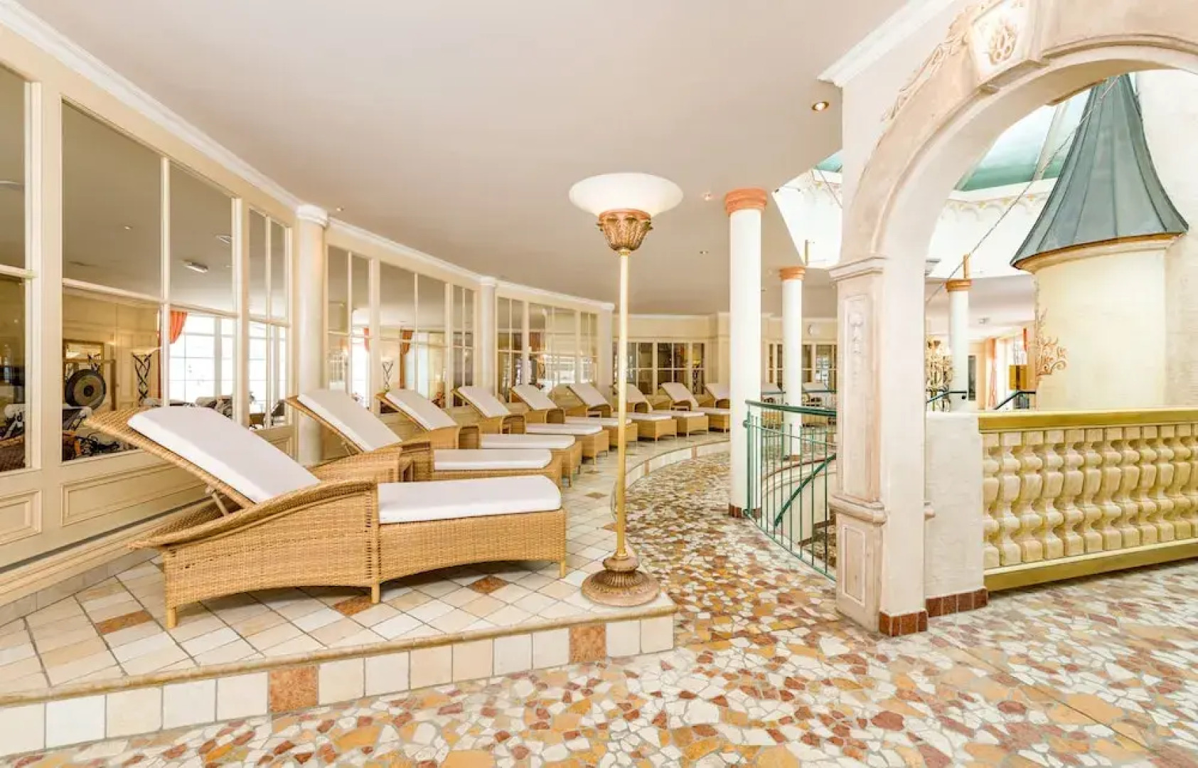 Wellnesshotel ...liebes Rot-Flüh