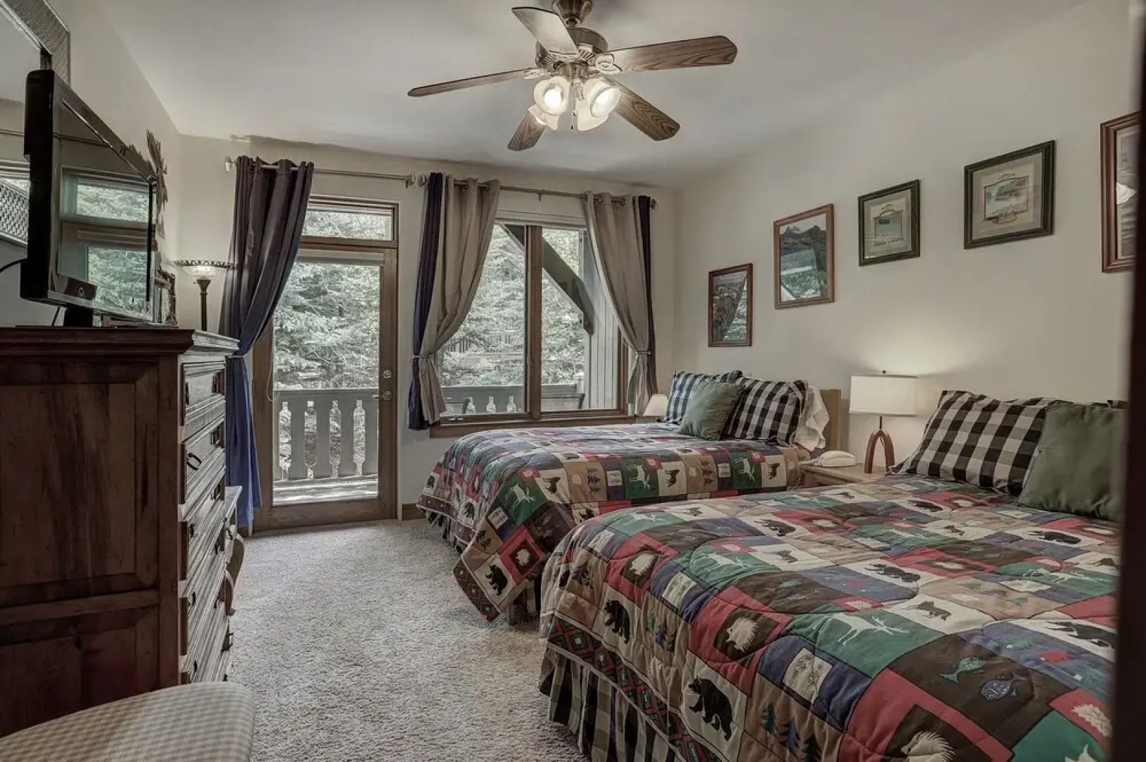 2br- Arrowhead Village- Great Location And Gorgeous  2 Bedroom Condo by RedAwning