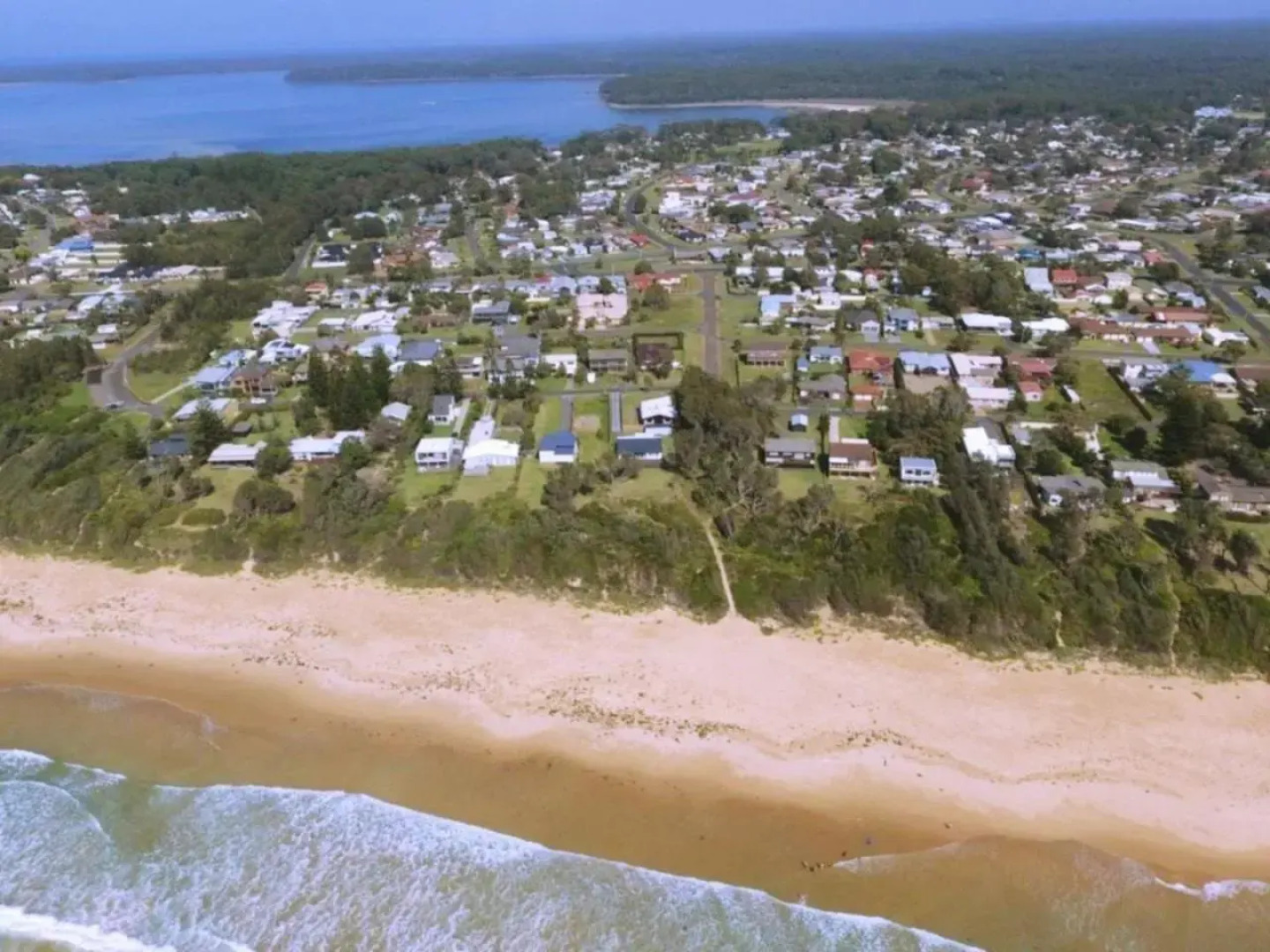 Pacific Views - direct access onto Culburra Beach