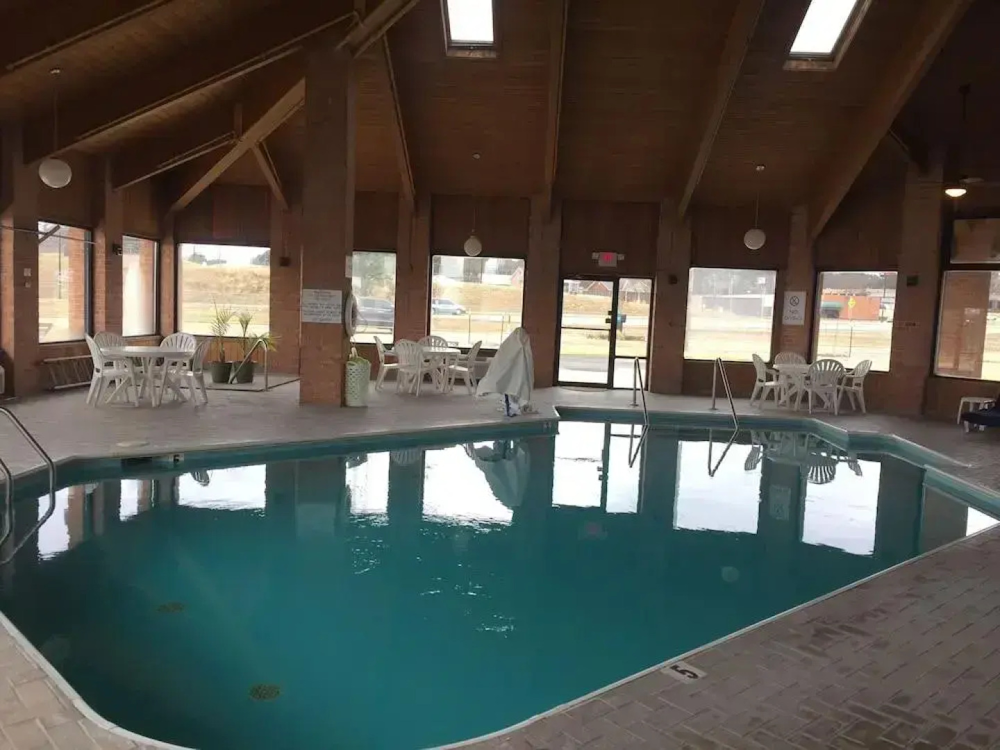 Econo Lodge Batesville