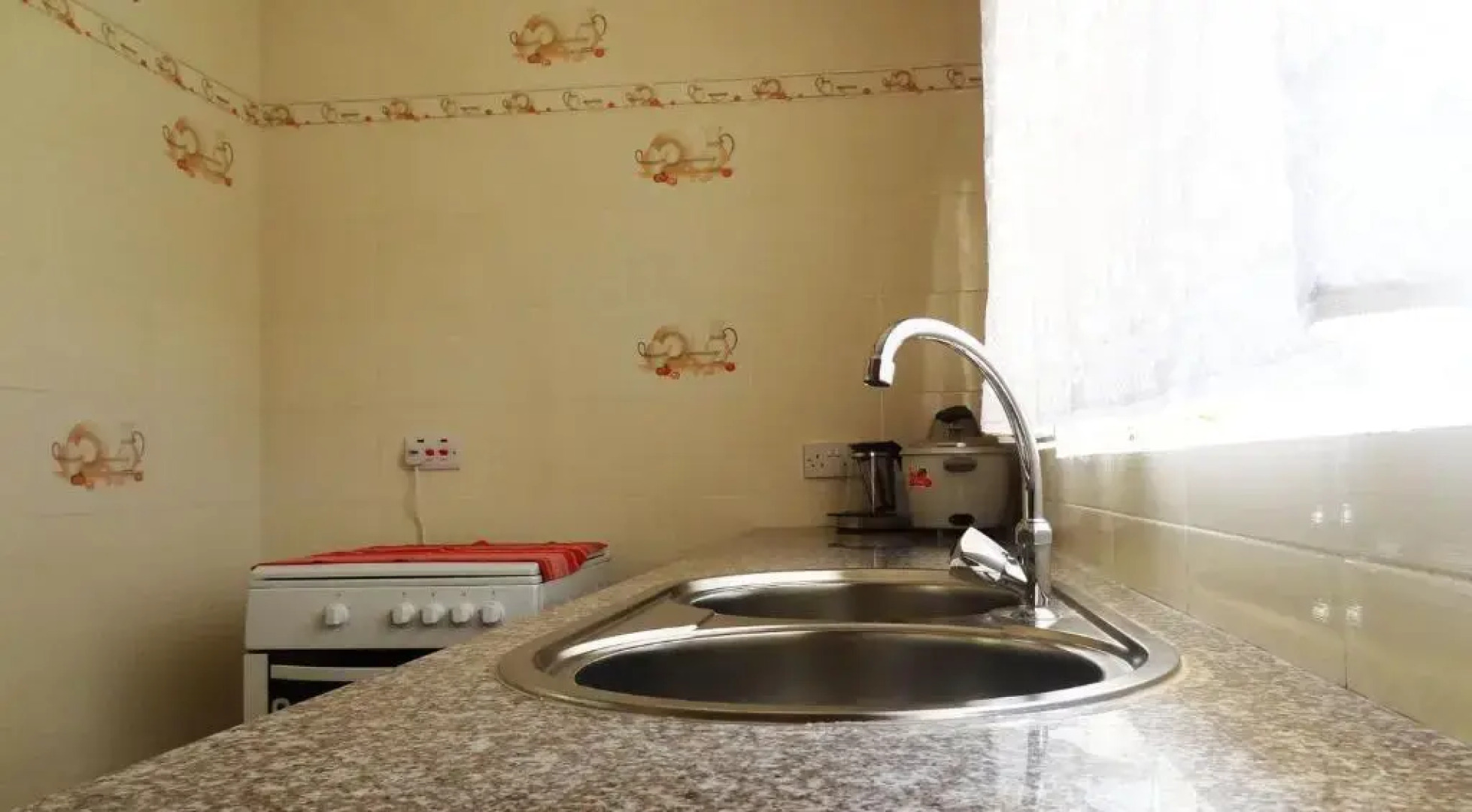 Skyblue Guesthouse - Self Catering