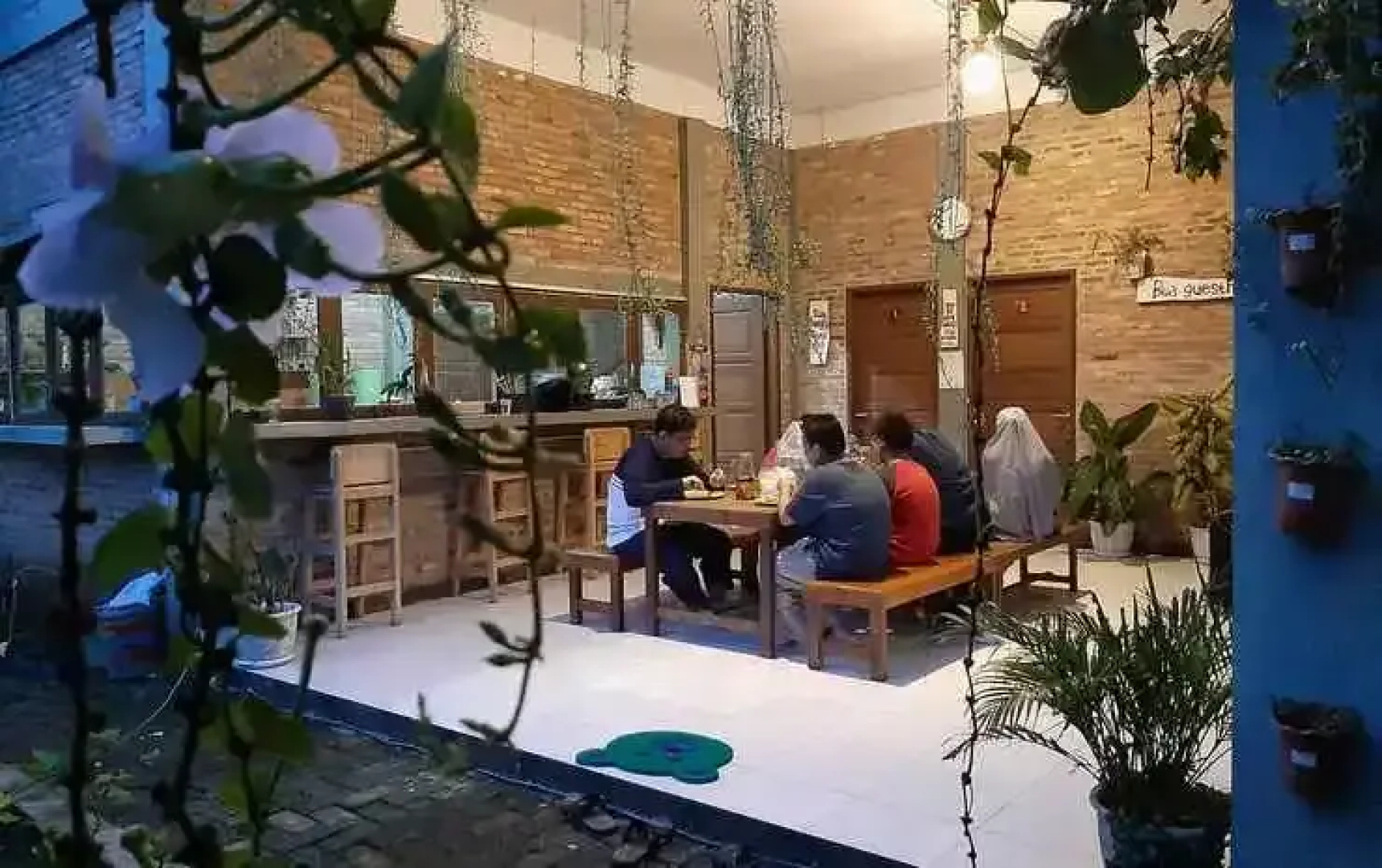 Bua Guest House