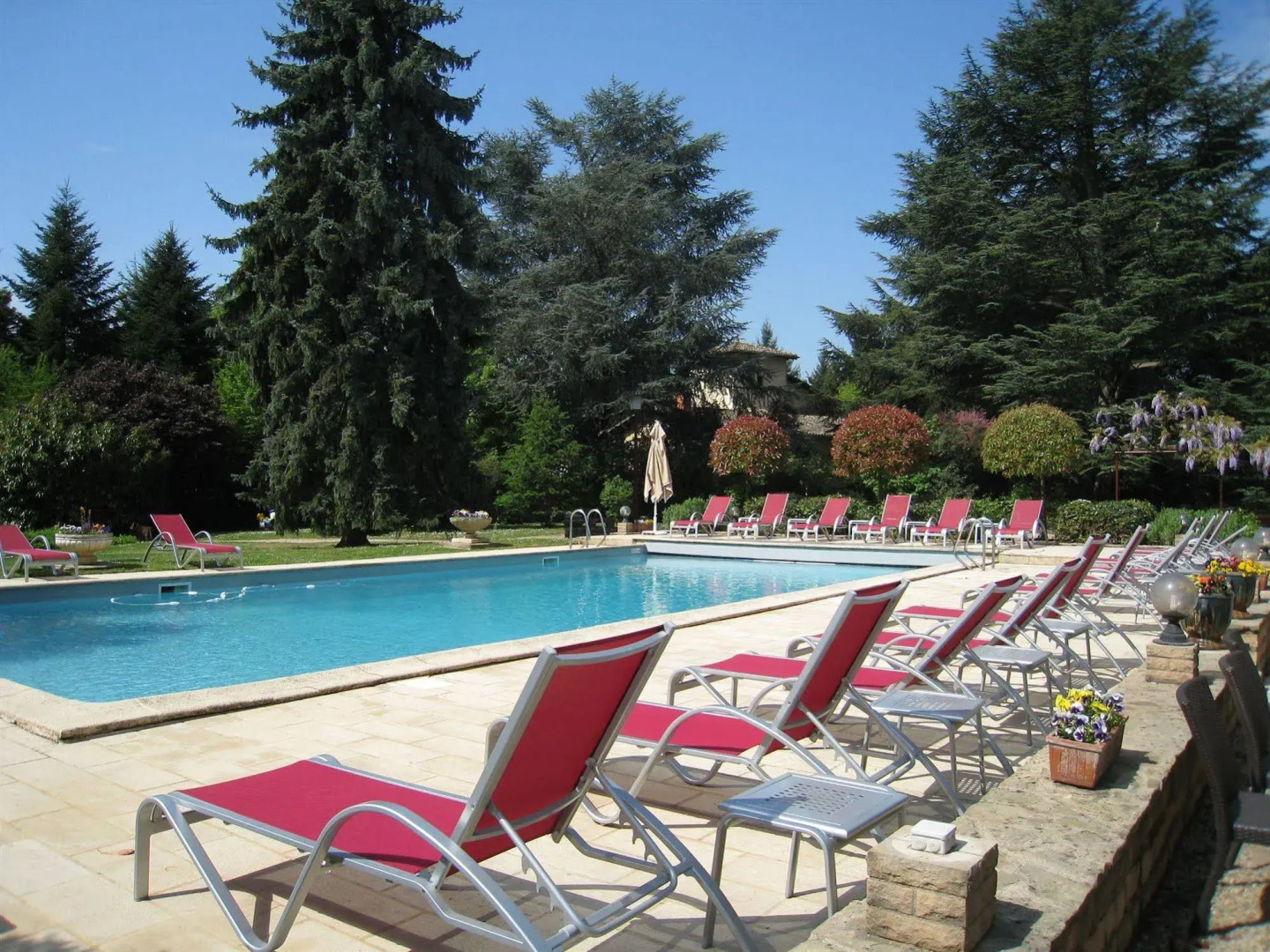 Les Maritonnes Park & Vineyard