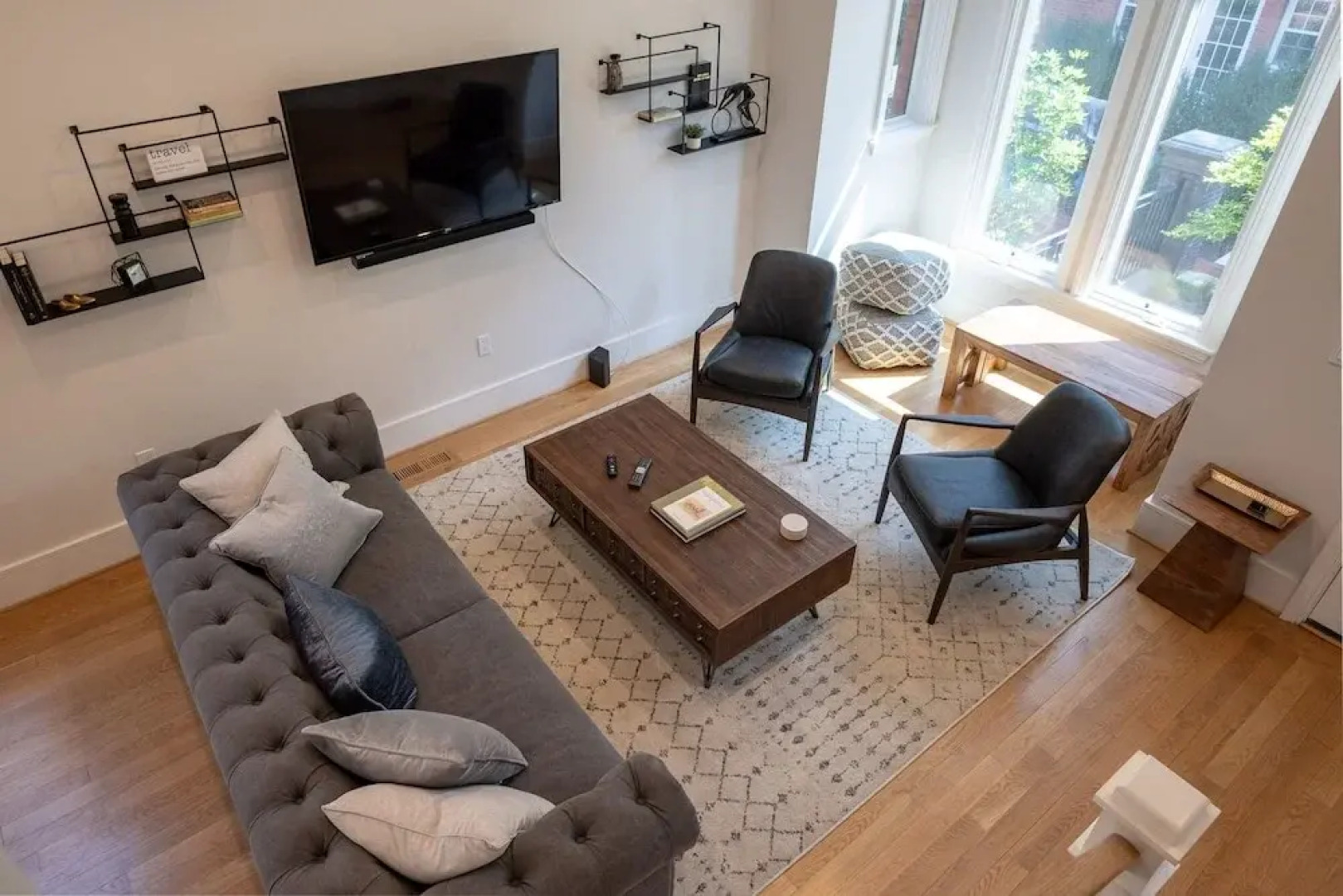 Capitol Hill - Four Bedroom TownHouse