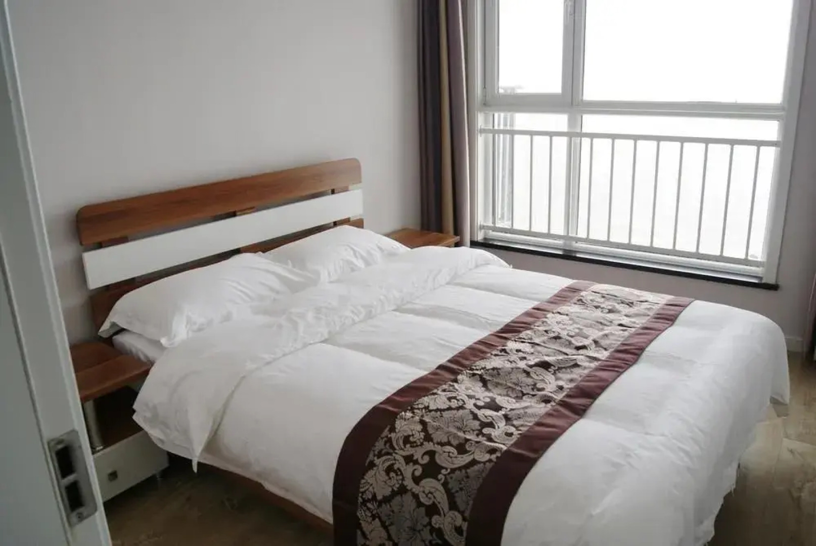 Kaiyue Holiday Hotel