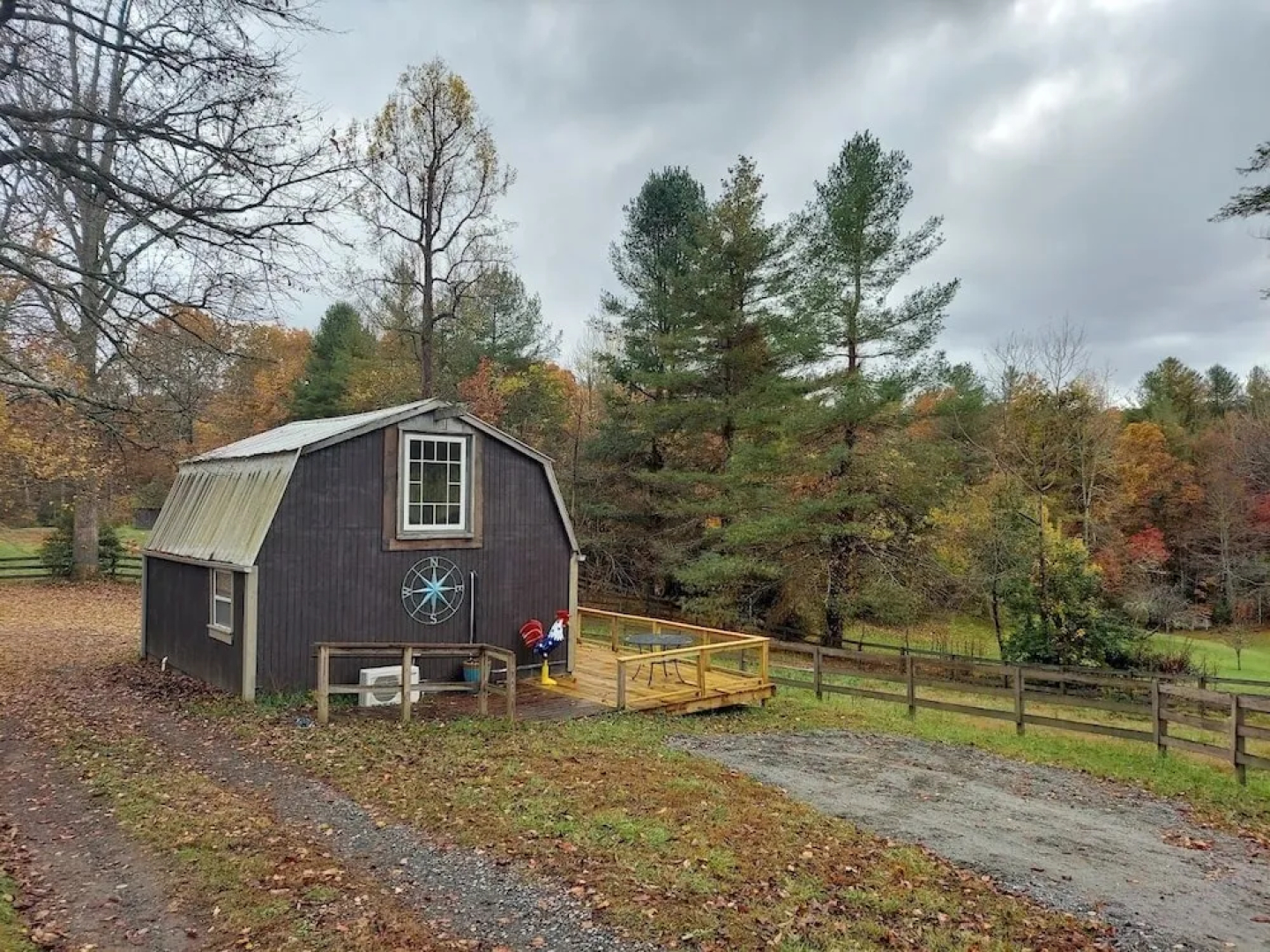 Rustic Hendersonville Farm Studio w/ Private Deck