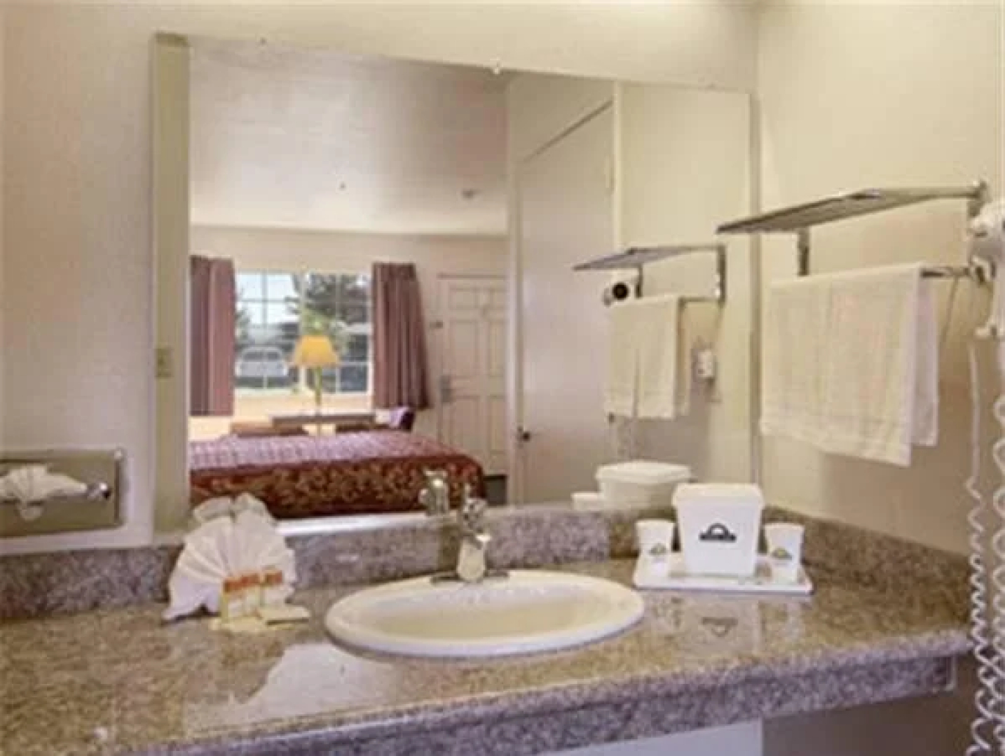 Days inn Salinas Airport