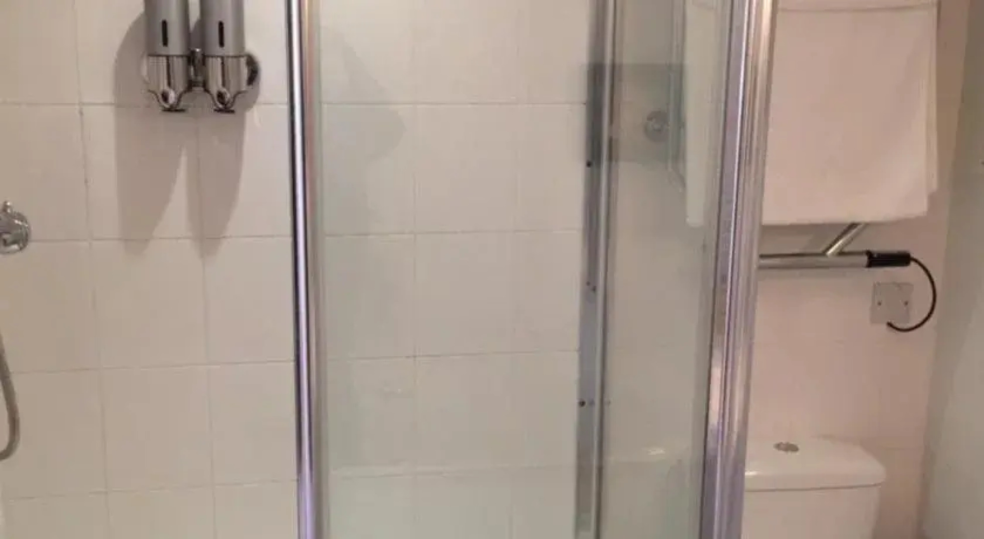 The Dark Barn Cottages  Lodge