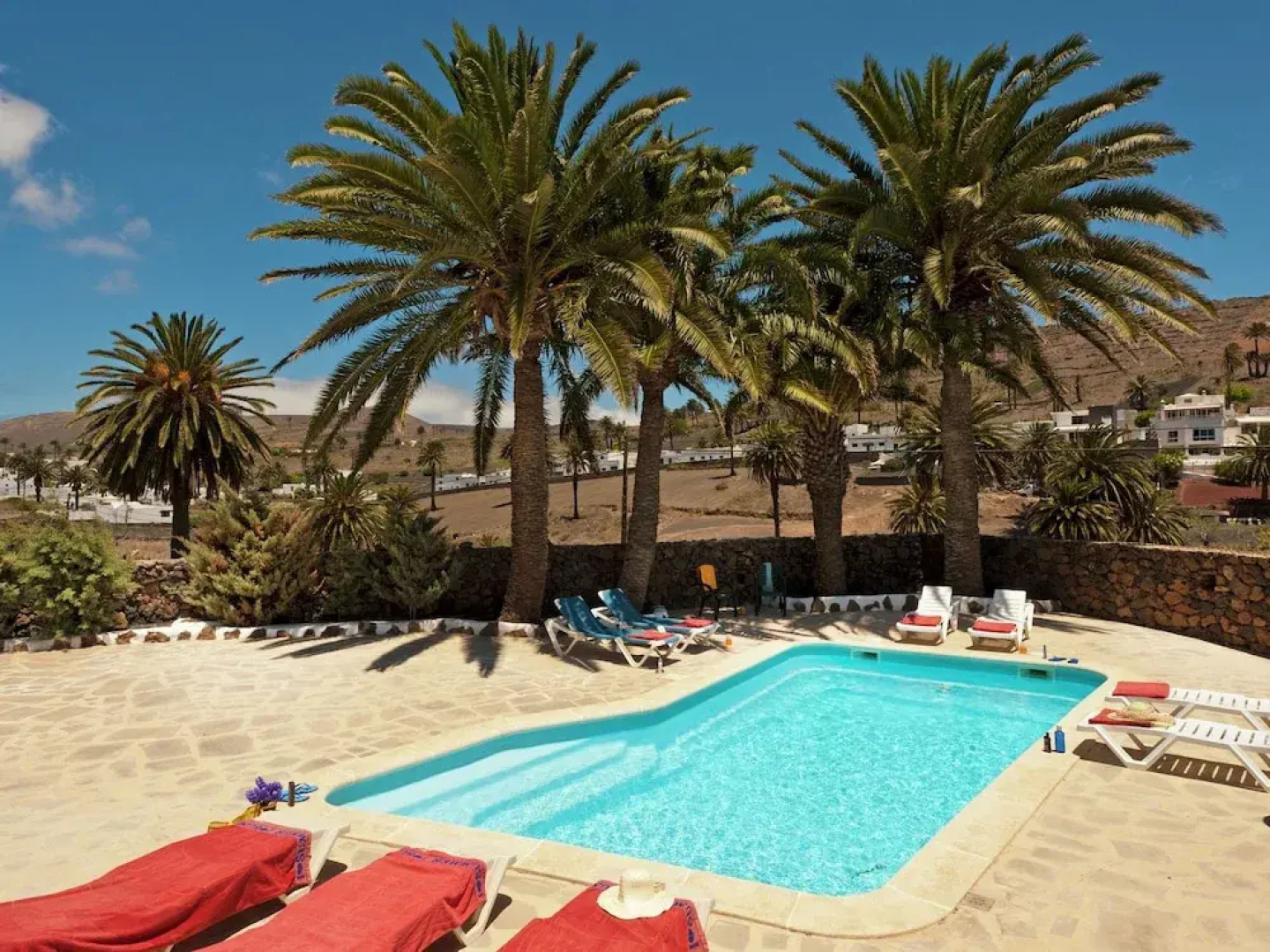 Comfortable Villa in Haría With Swimming Pool