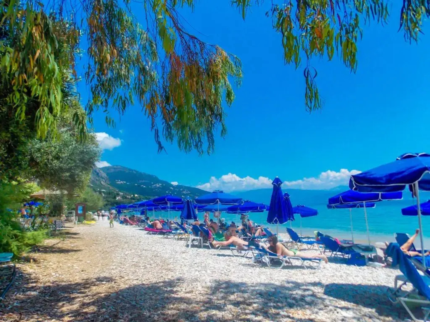 Manto On The Beach Apartments