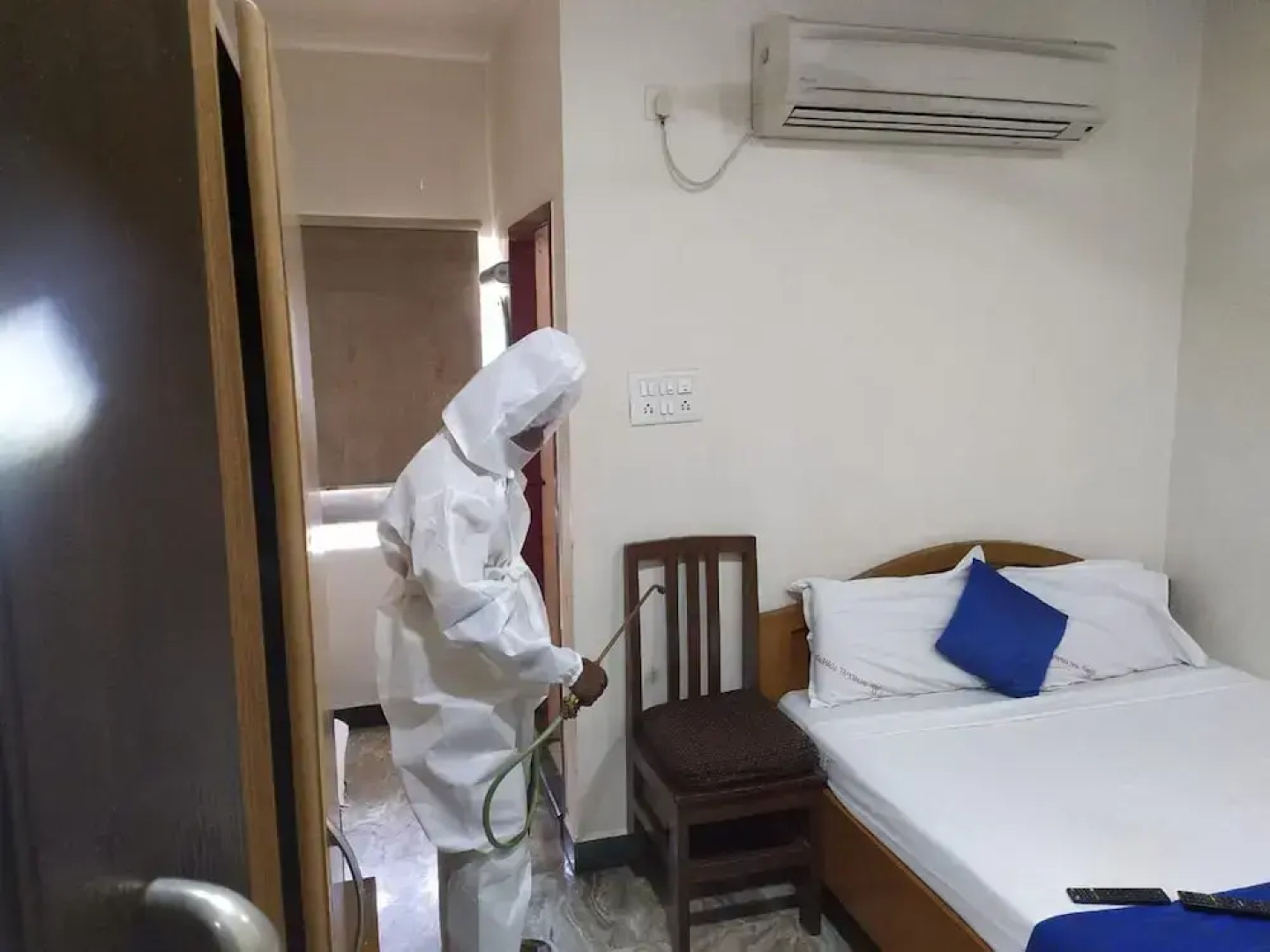 Hotel Rathnavel Towers