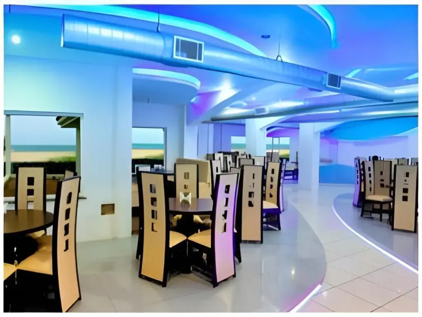 St James Court Beach Resort