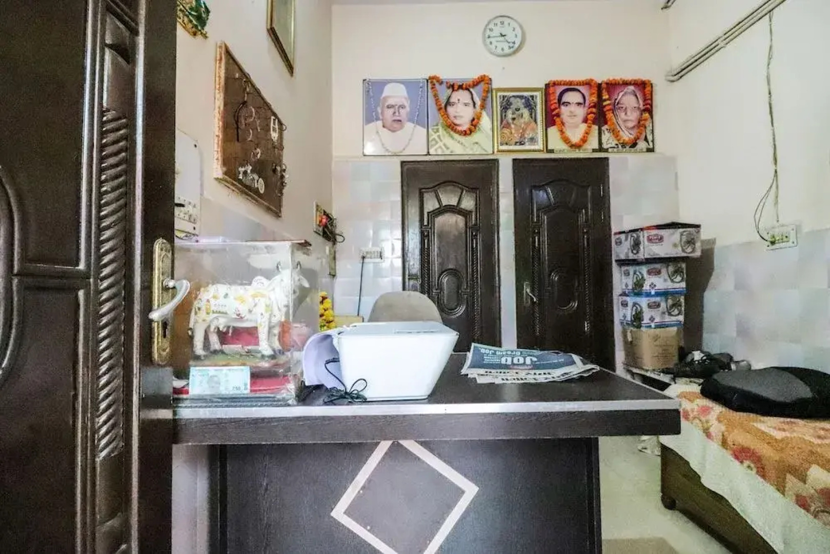 Shri Giriraj Dham by OYO Rooms