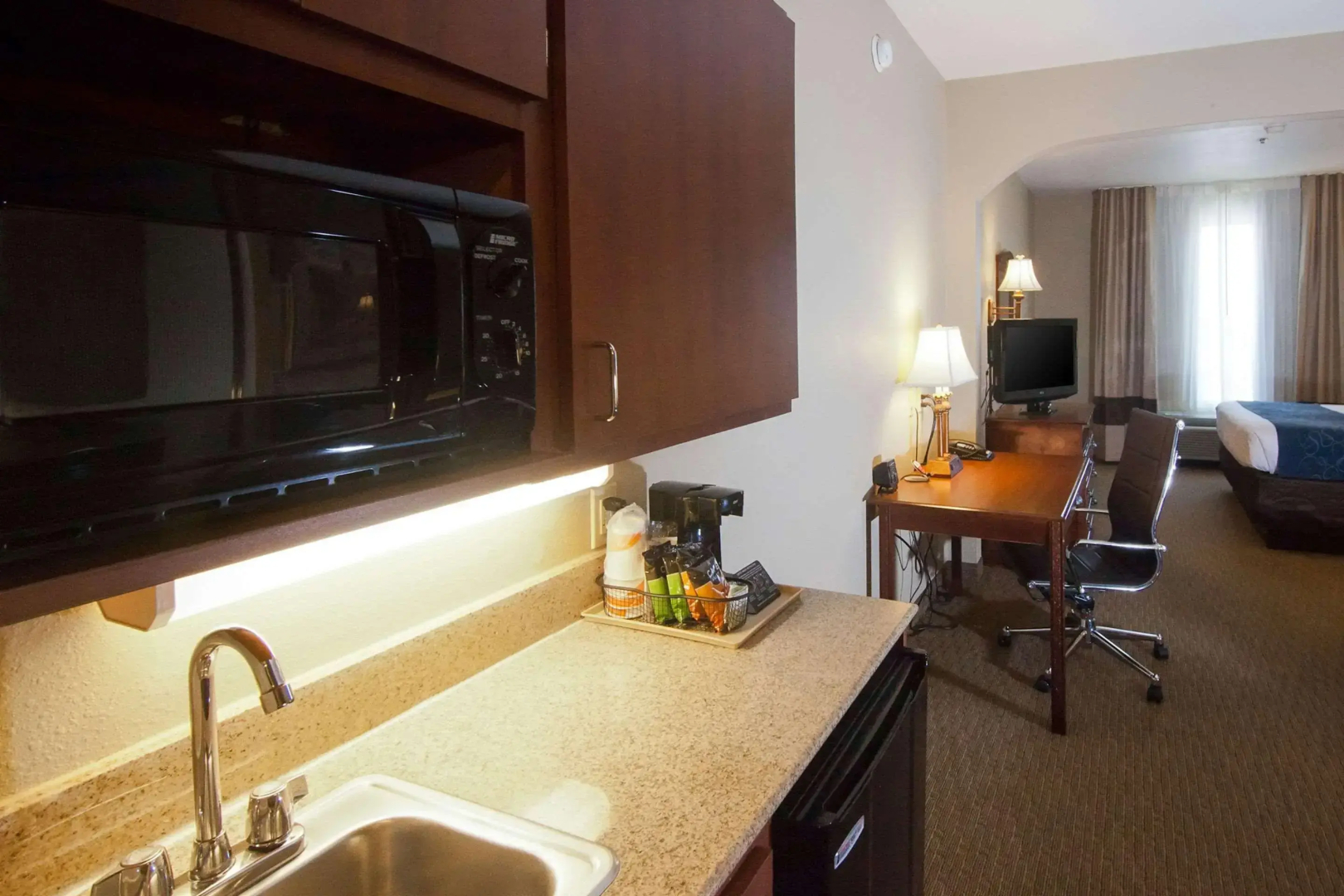 Comfort Suites Waco Near University Area