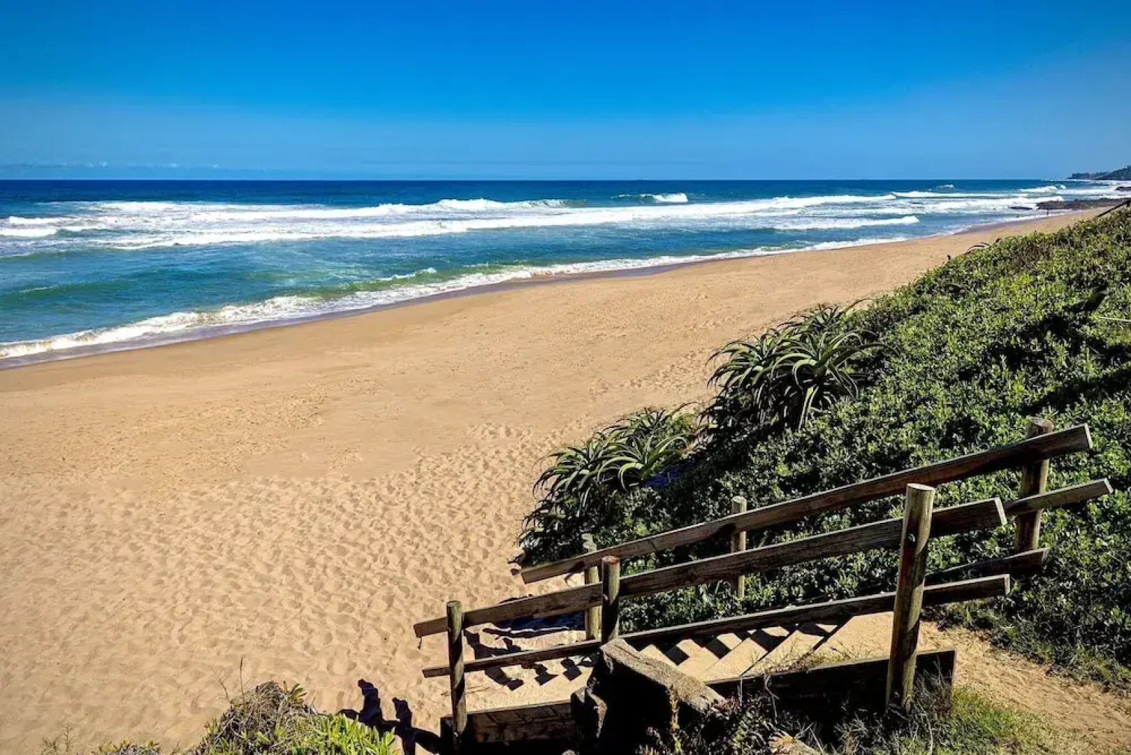 DolphinCoast YOLO Spaces-Ballito Beach House Villa