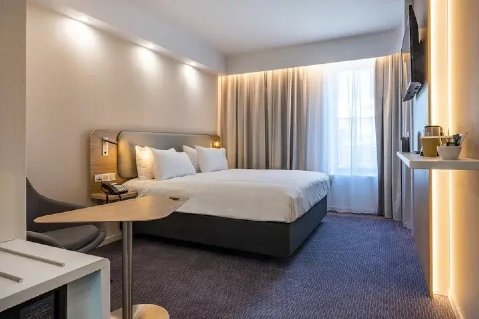 Holiday Inn Express Brussels - Airport