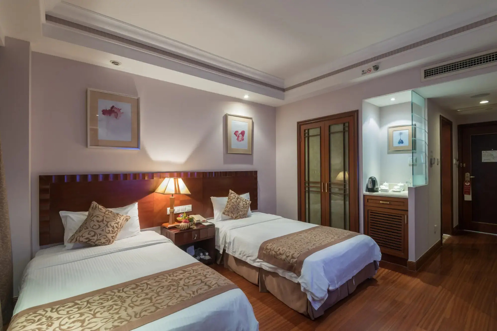 Отель Sanya Baohong