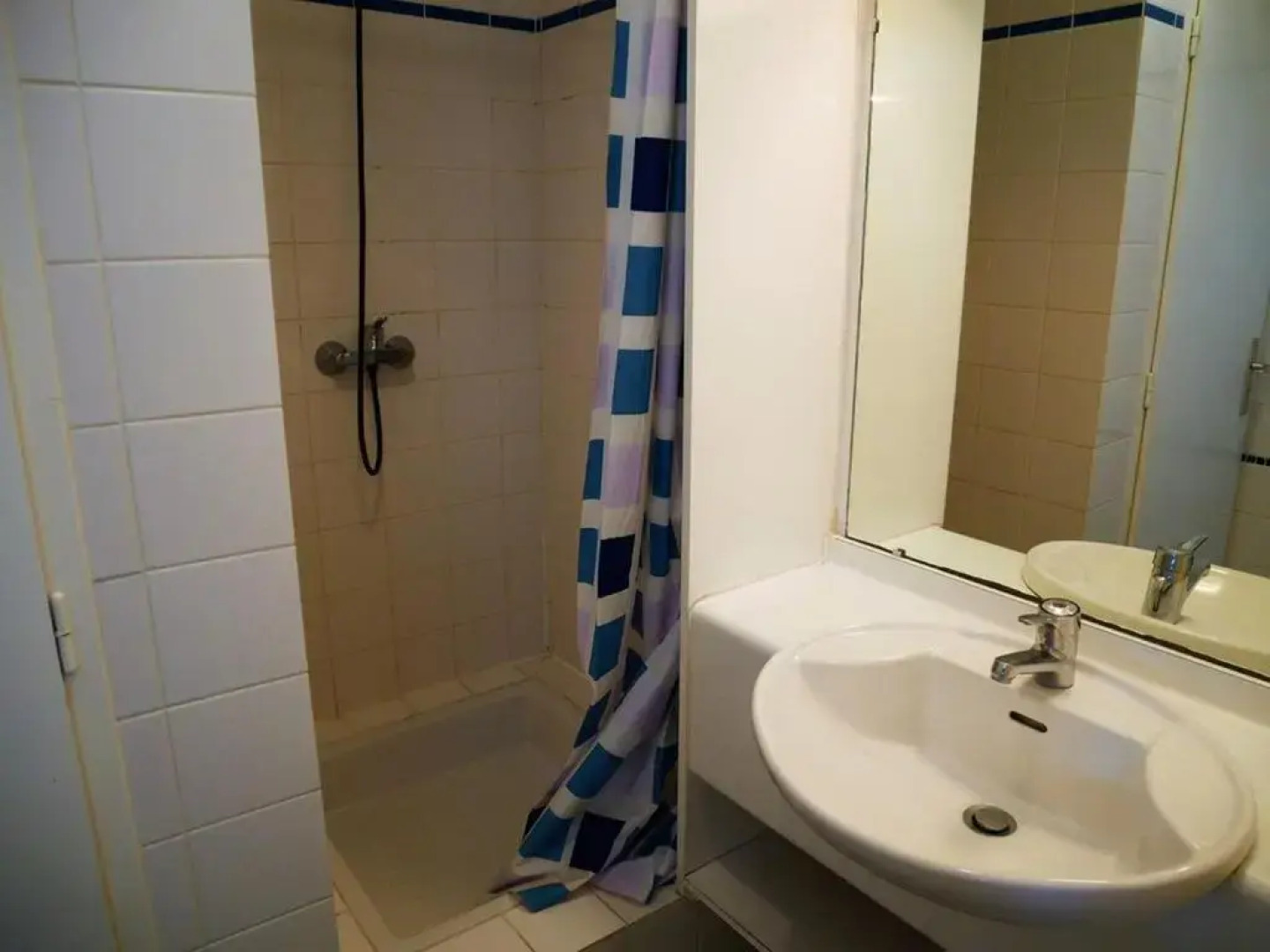 Appartement Quiberon, 1 Pièce, 4 Personnes - Fr-1-478-109