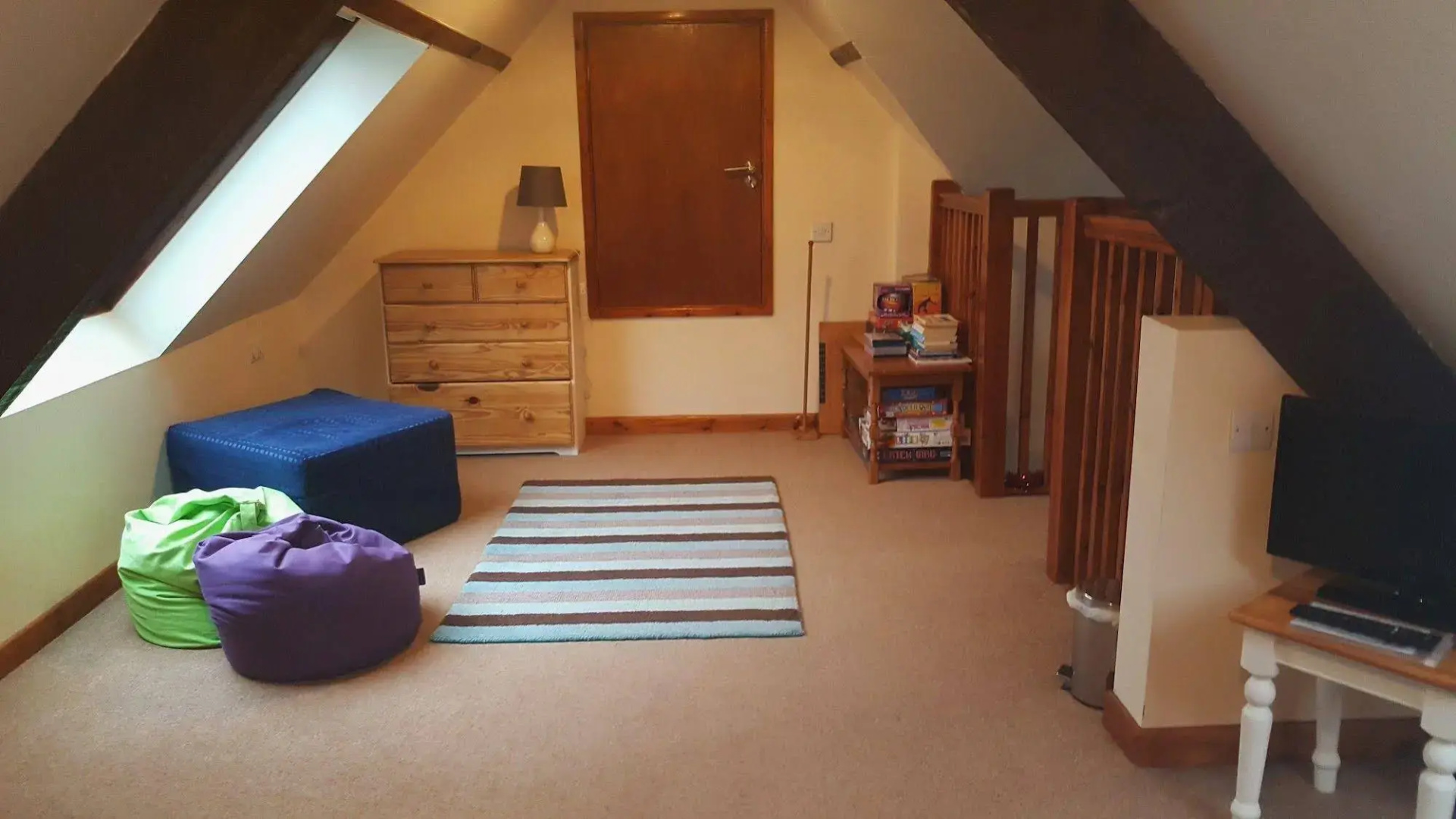 Nant yr Onnen B&B and Ysgubor Holiday Cottage