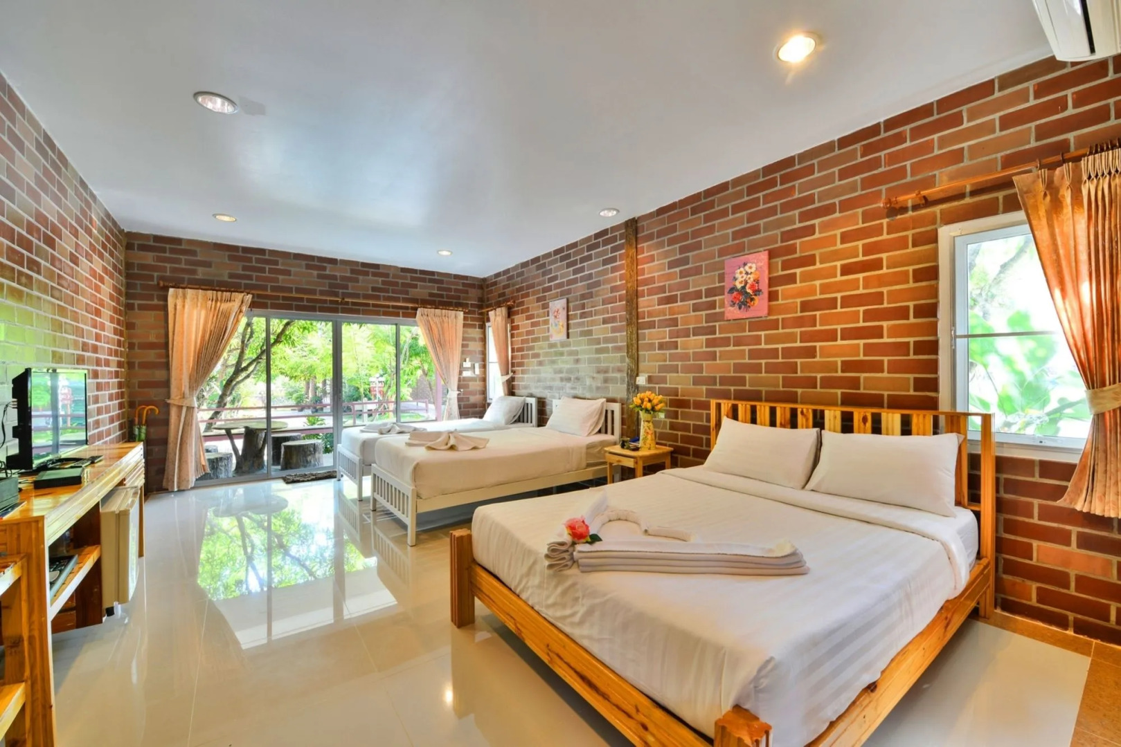 Theerama Cottage Resort