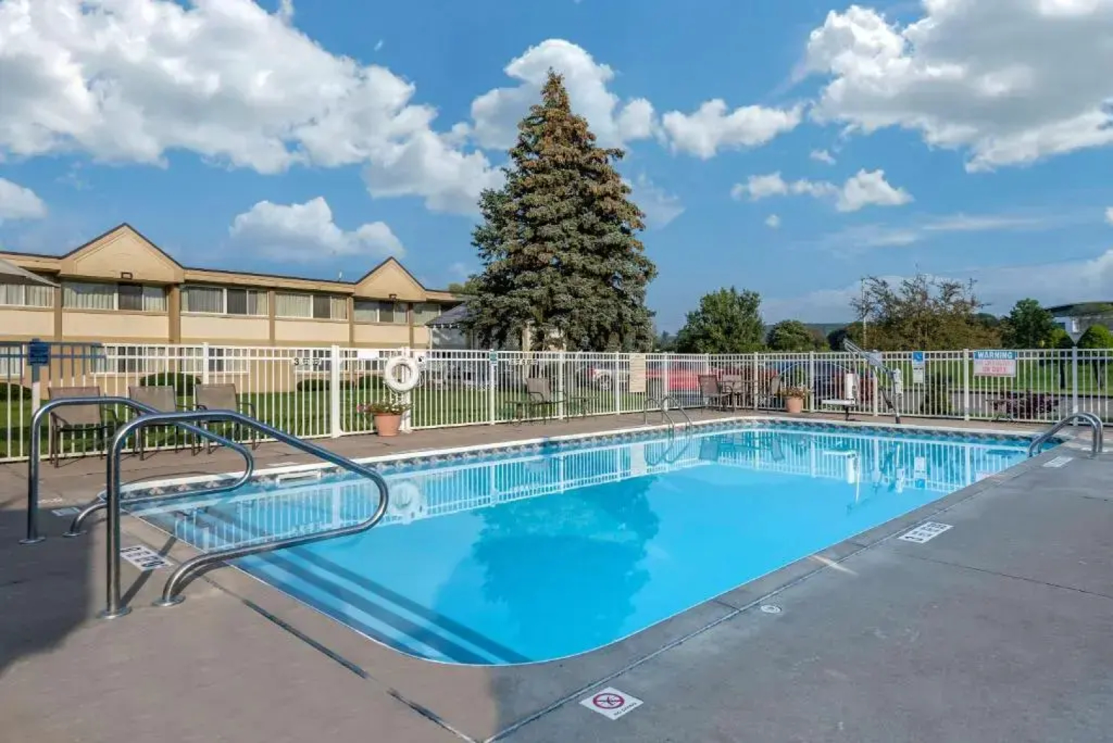 Quality Inn & Suites Vestal Binghamton