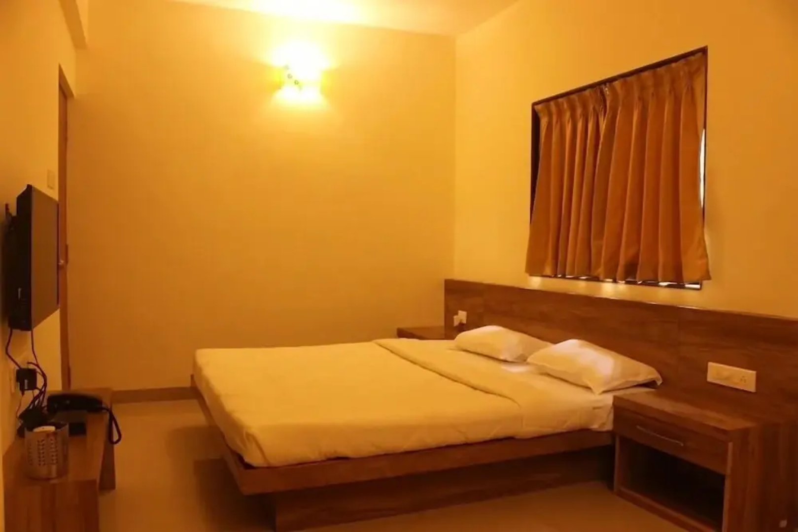 OYO 5899 Spacious 1 BHK North Goa Road
