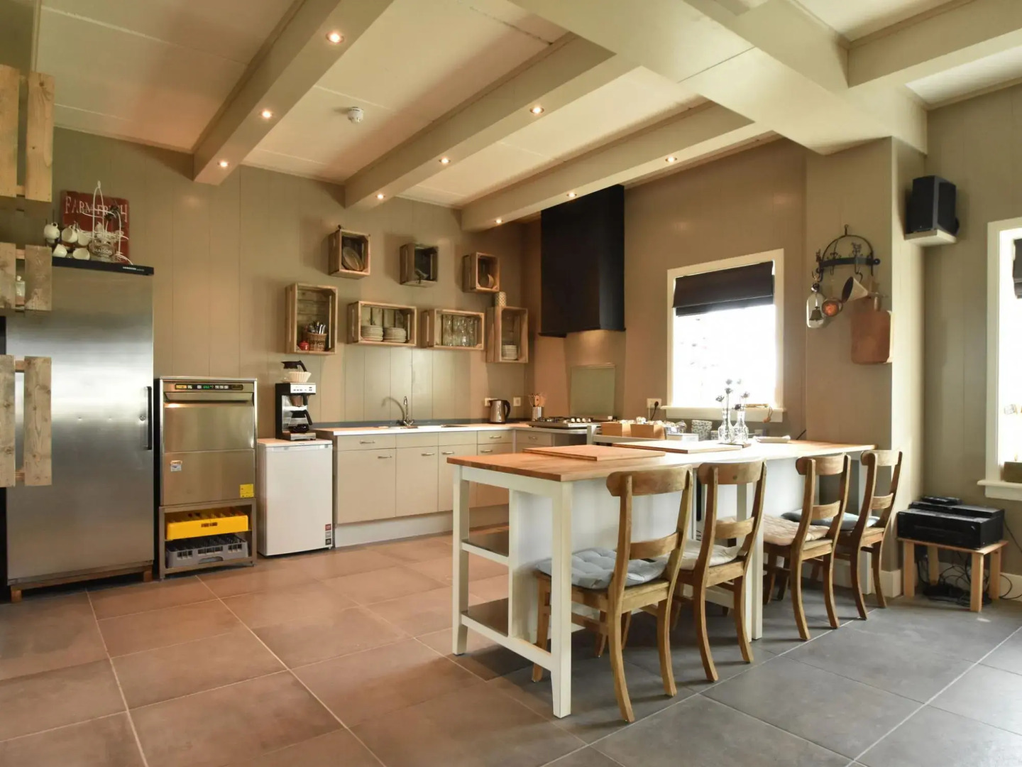 Spacious Holiday Home in Beemster near Windmill