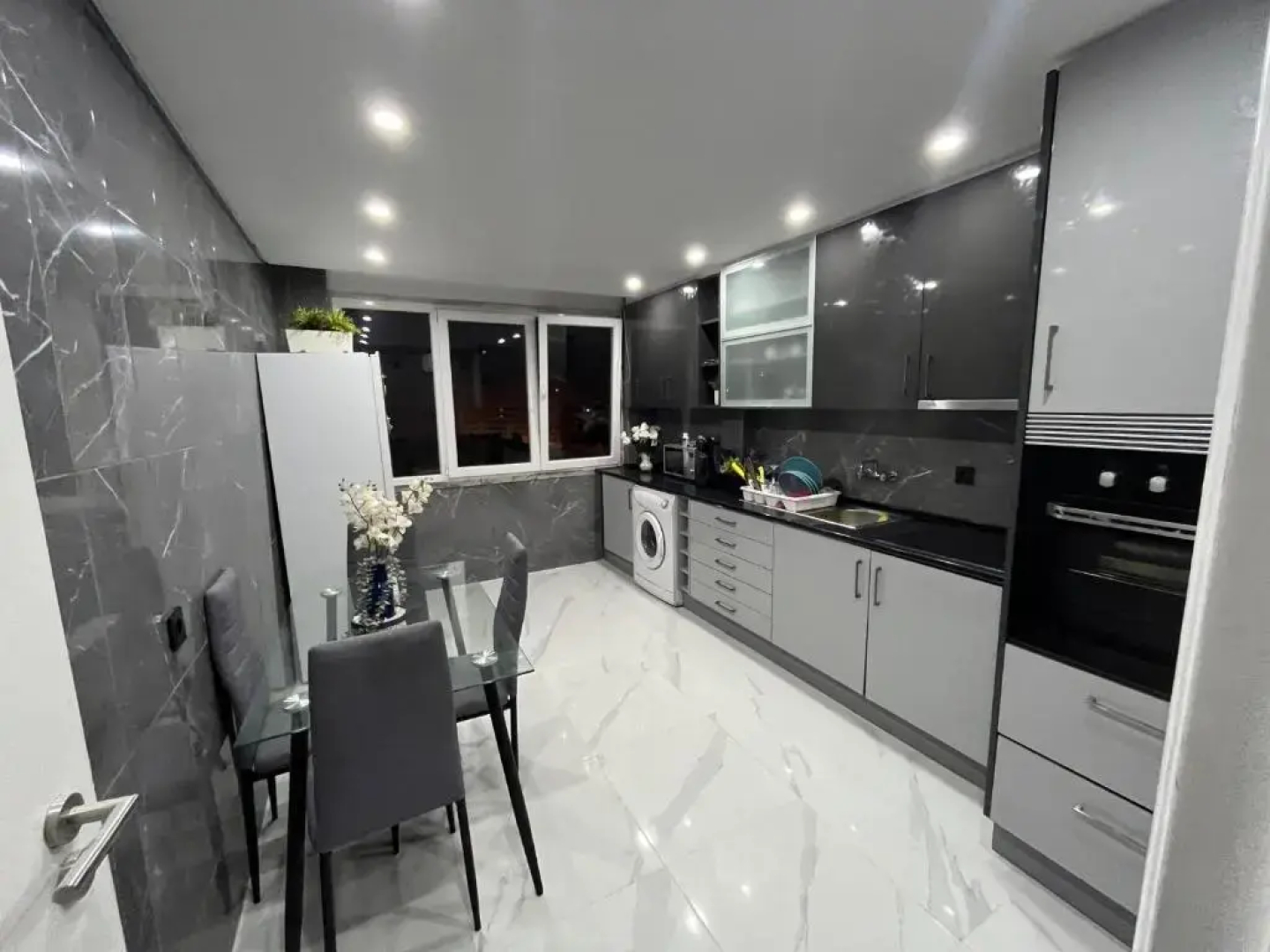 N3 Apartment