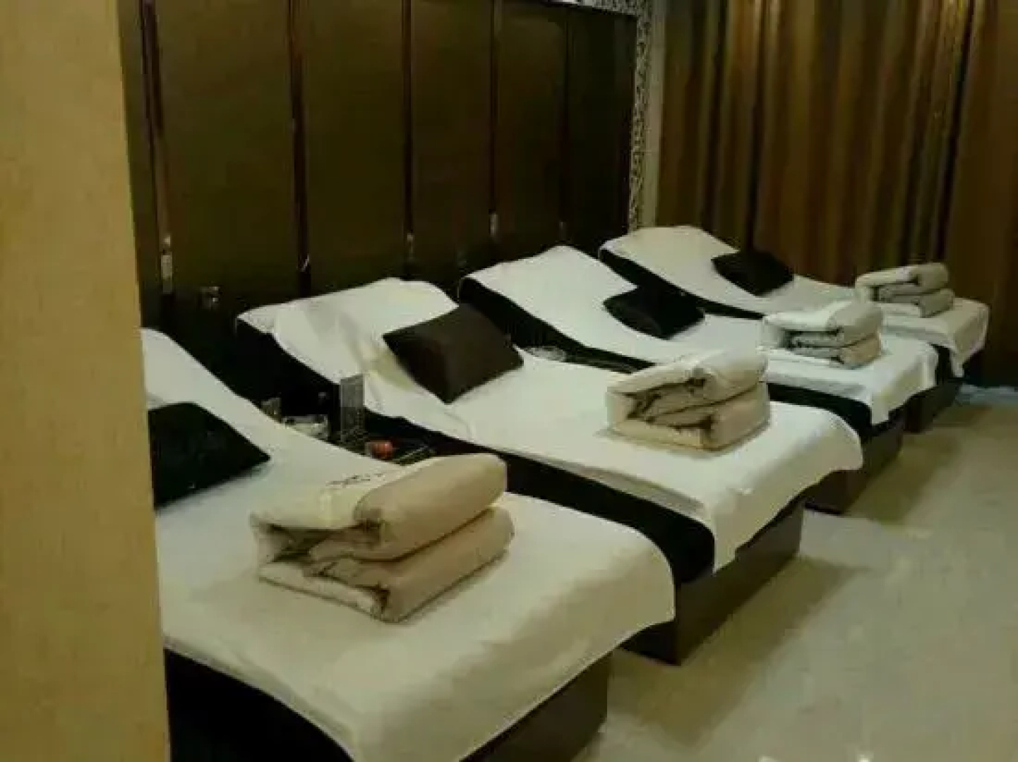 Kaiyue Hotel