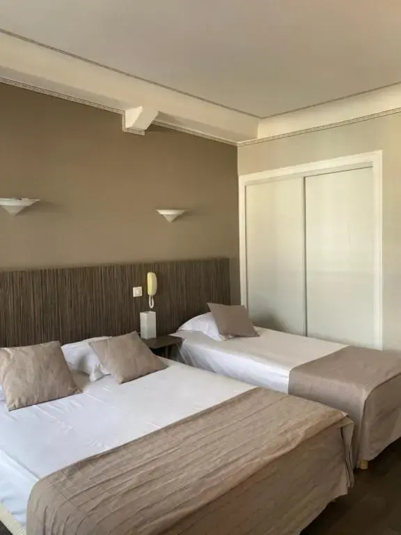 Hotel Café les Fleurs