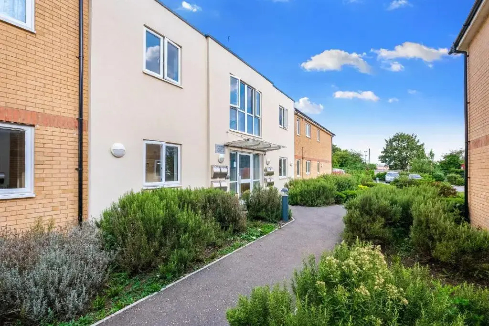 Heathrow Living Serviced Apartments by Ferndale