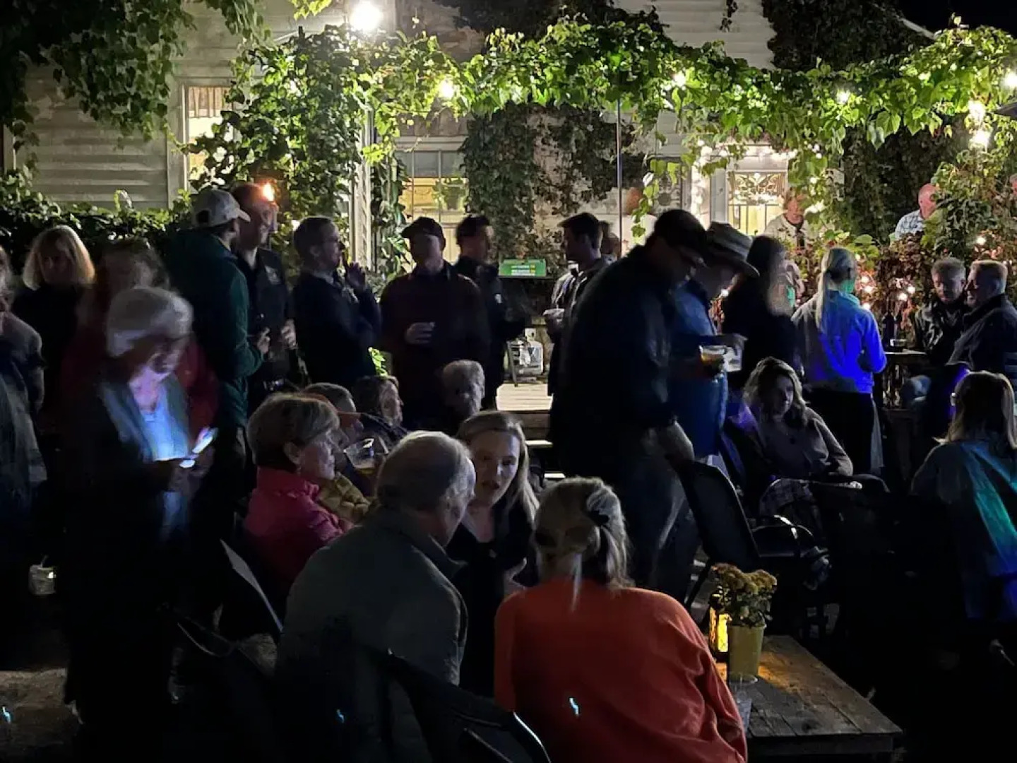 The Stagecoach Inn Bed & Breakfast and Five20 Social Stop