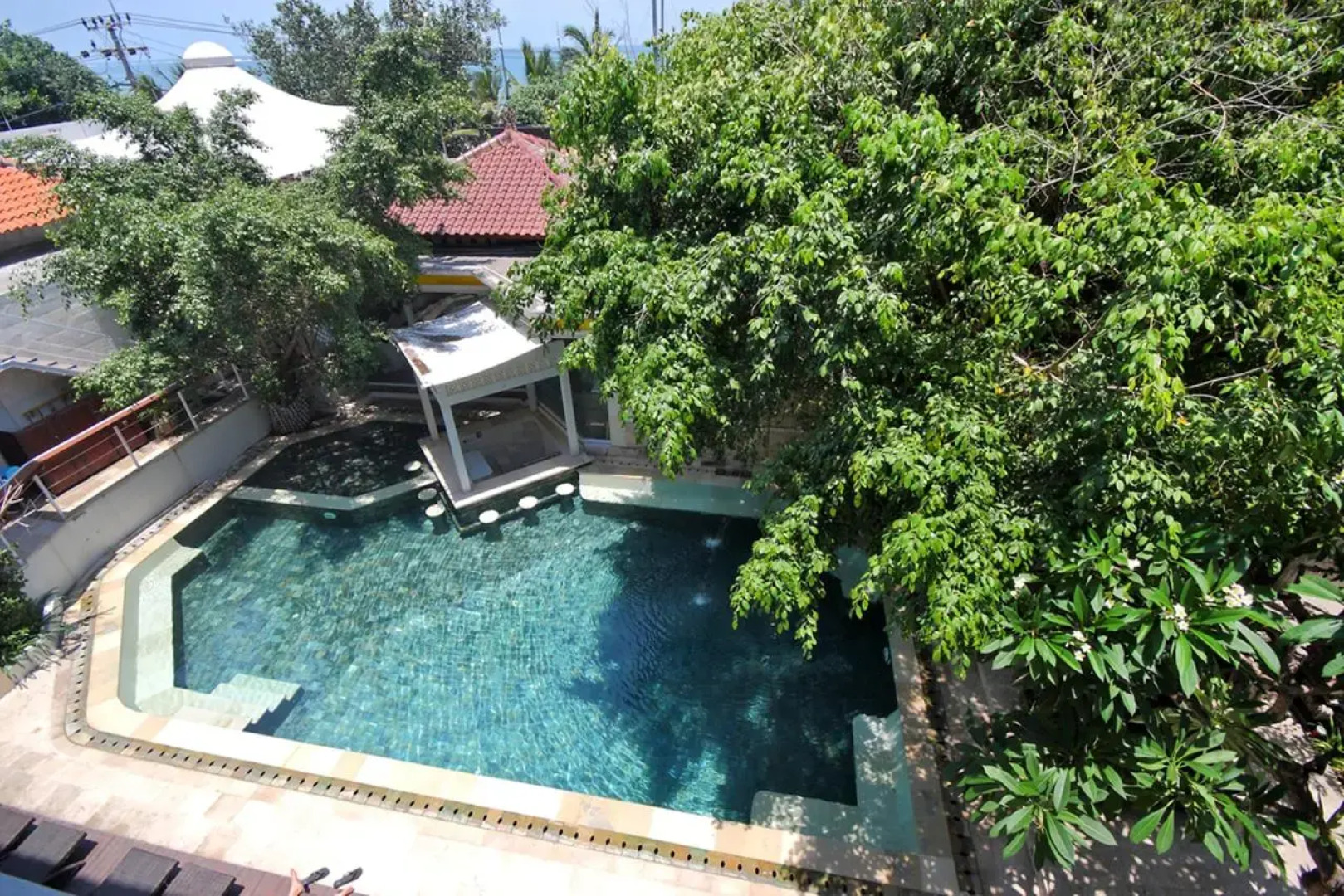 Kuta One Party Hotel