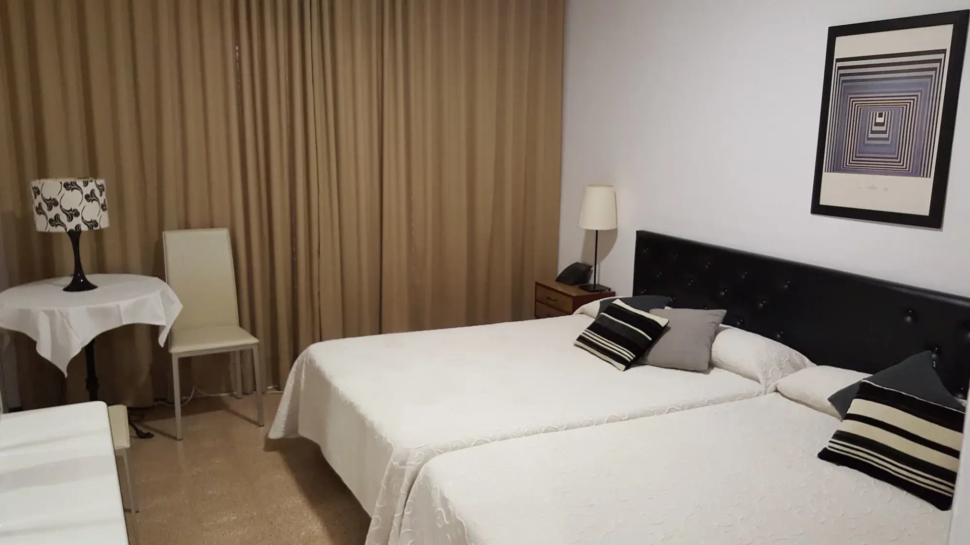 Hostal Residencia Catalina