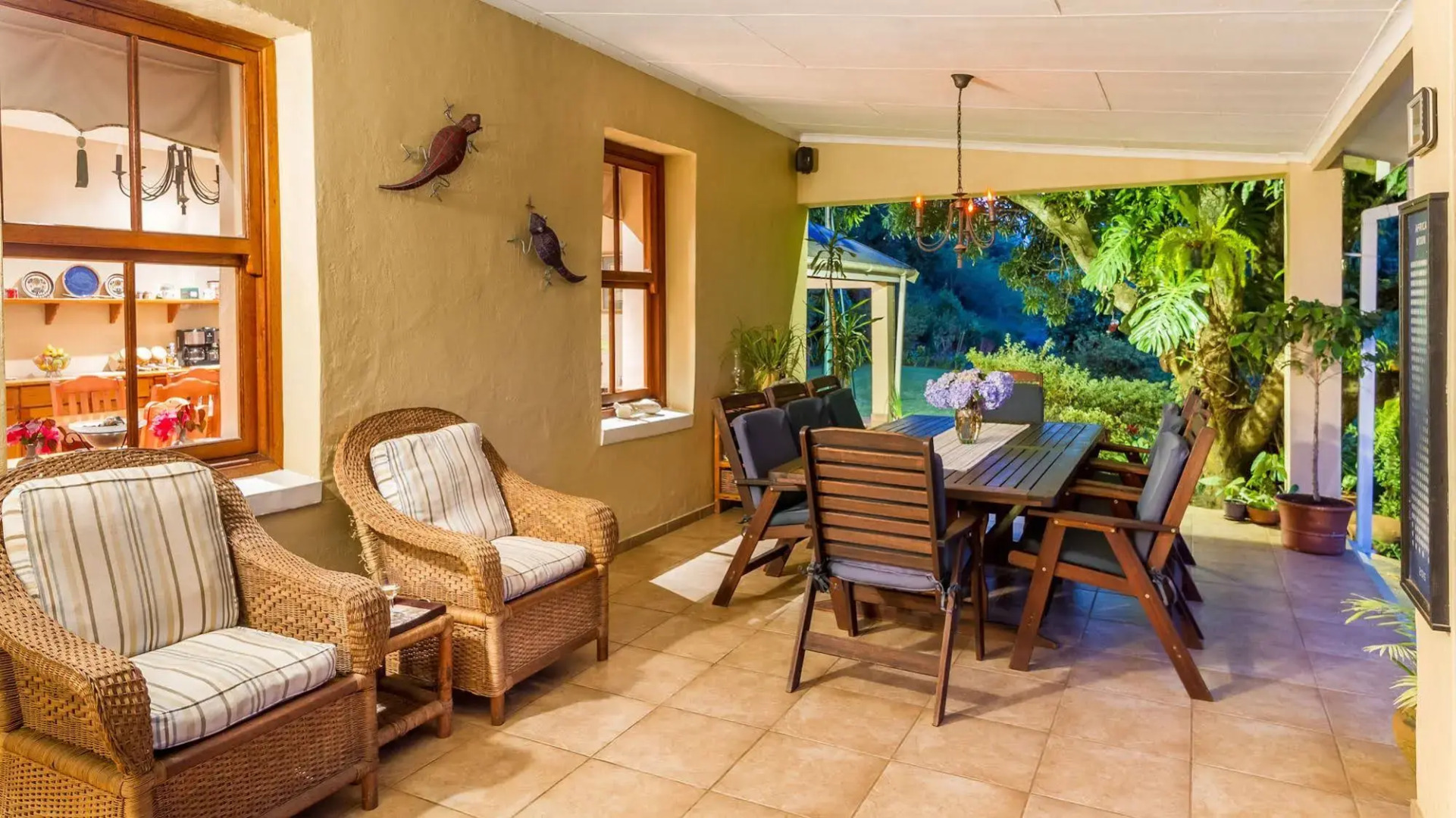 Porcupine Ridge Guest House