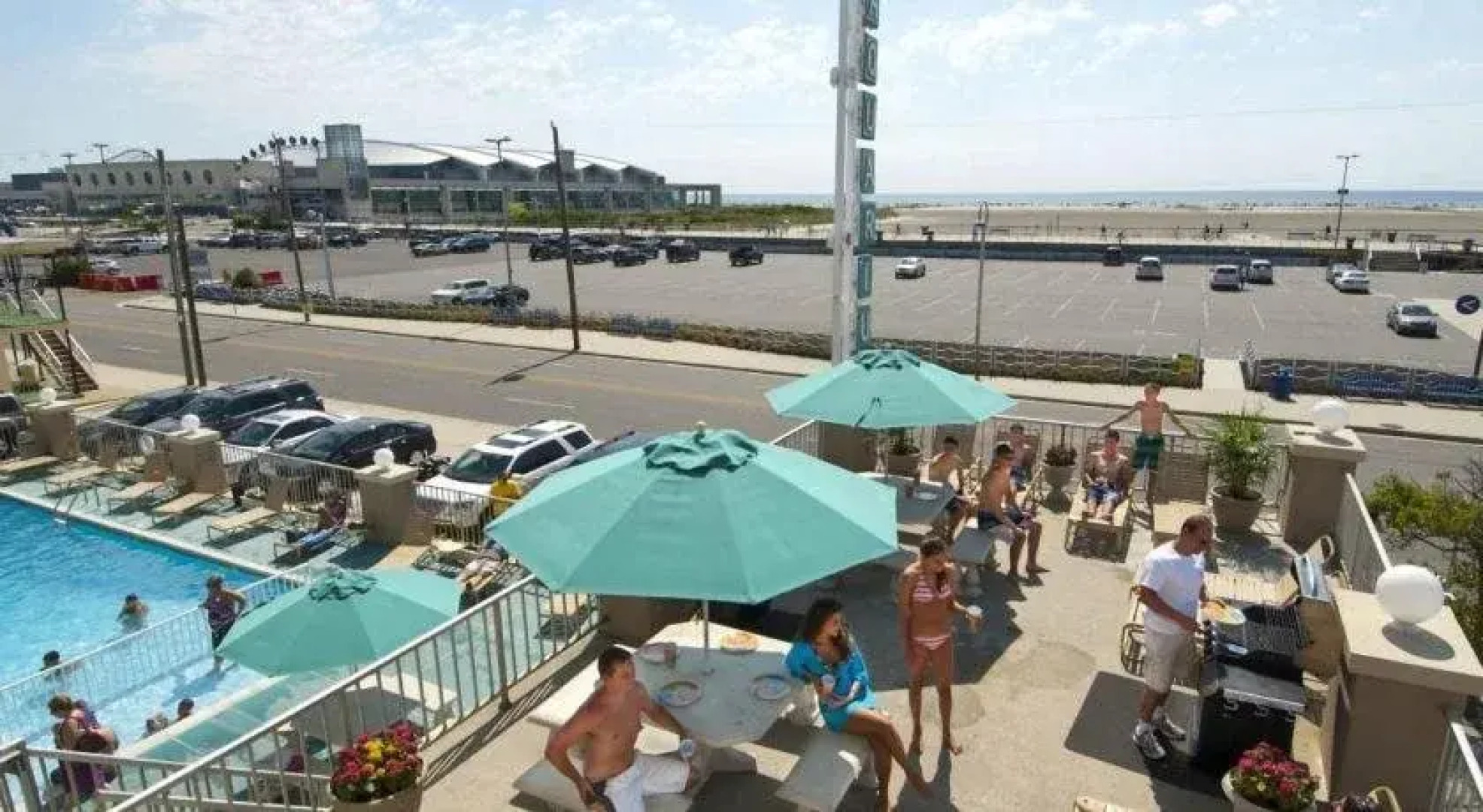 Aquarius Oceanfront Inn